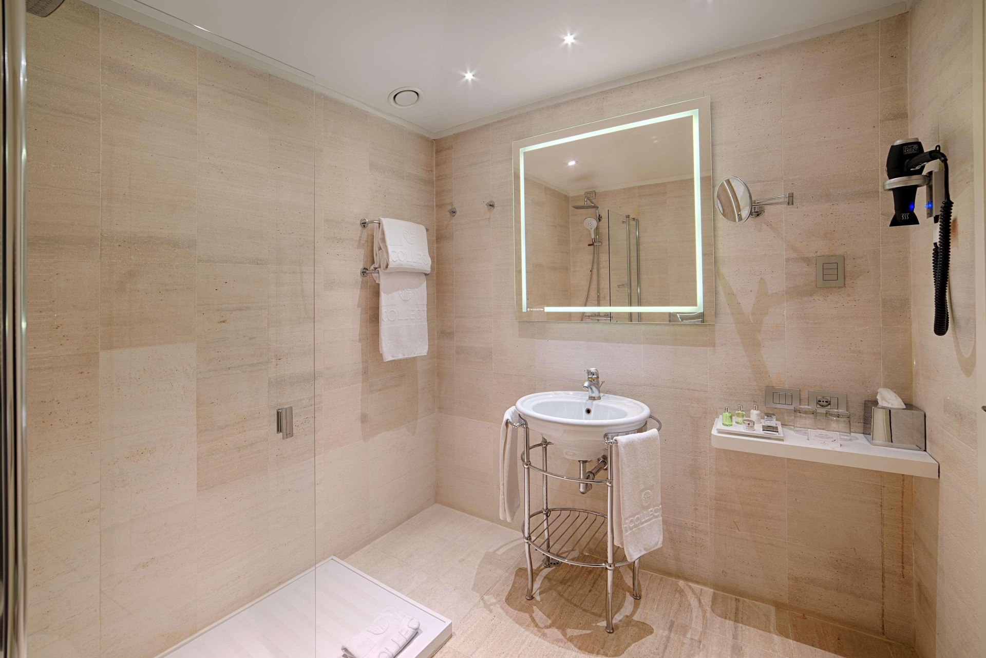 NH Collection Milano Porta Nuova, photo 19 of 53