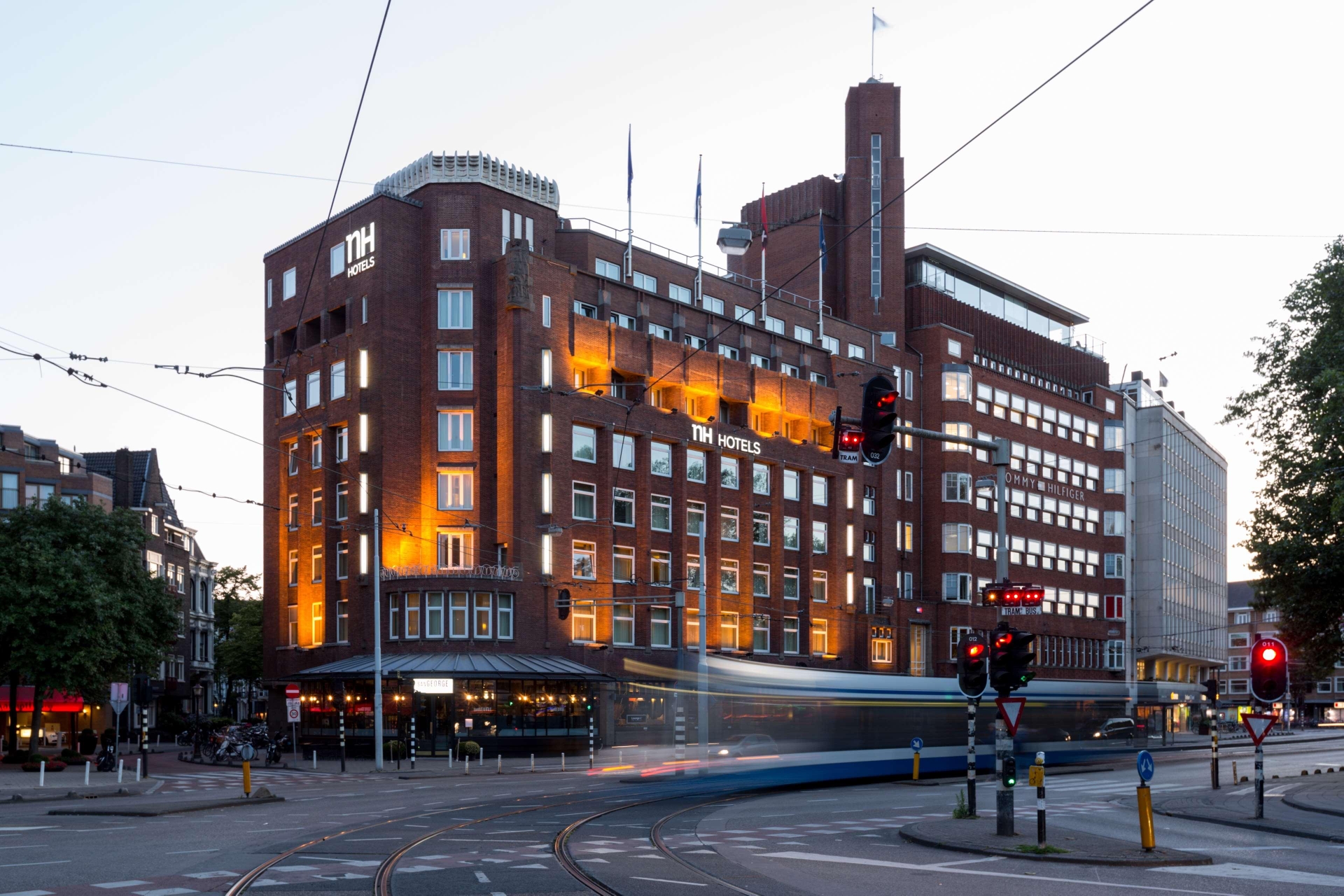 NH Amsterdam Leidseplein, photo 1 of 61