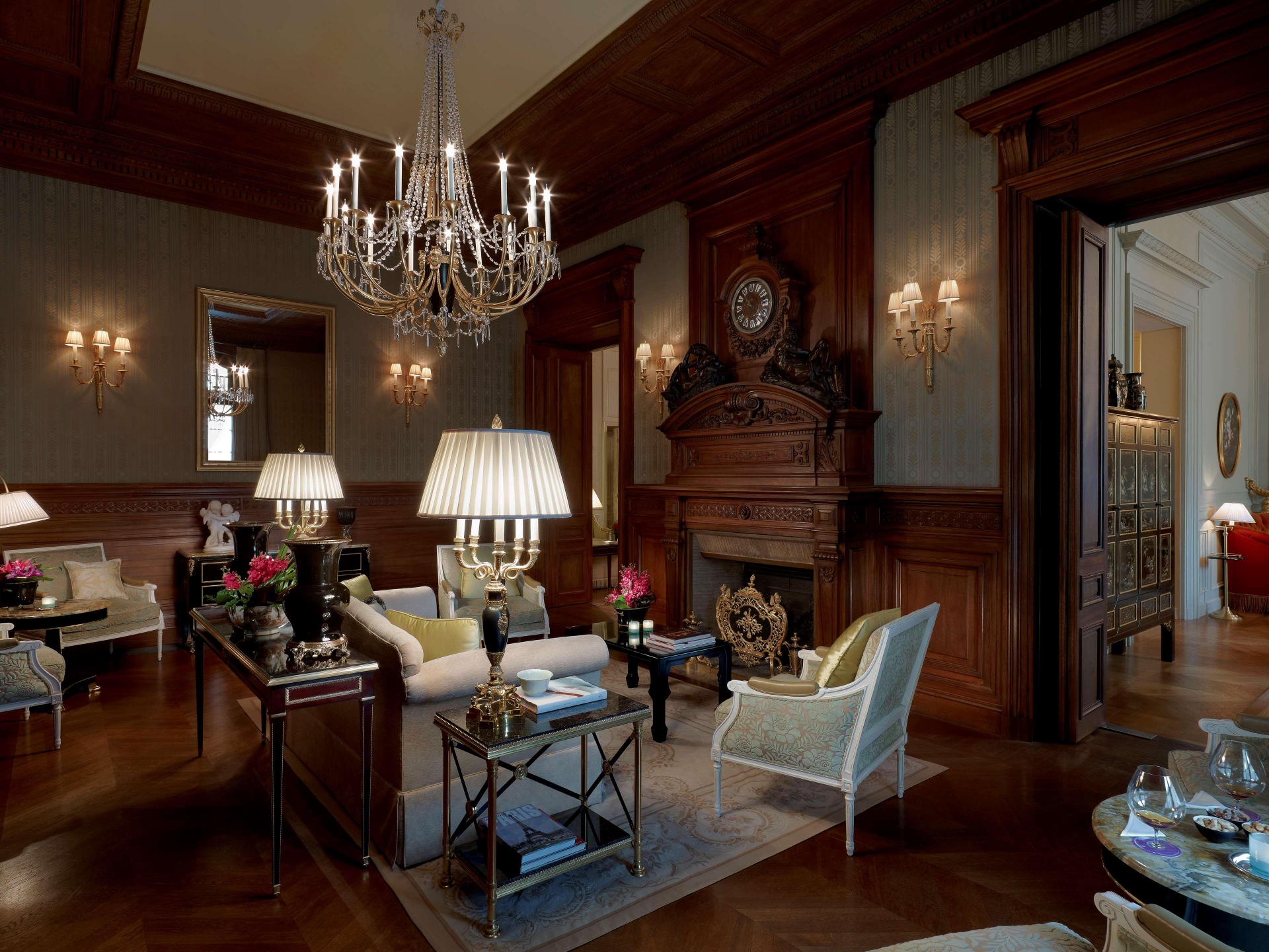 Shangri-La Hotel Paris, photo 148 of 192