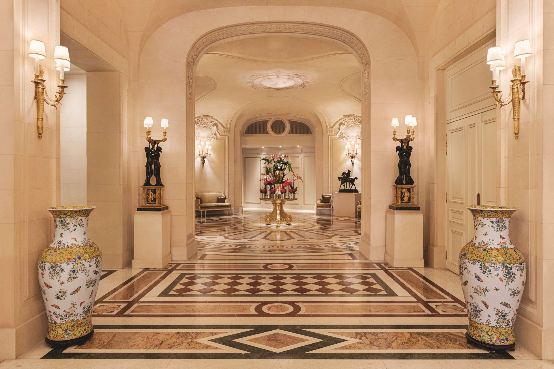 Shangri-La Hotel Paris, photo 35 of 192