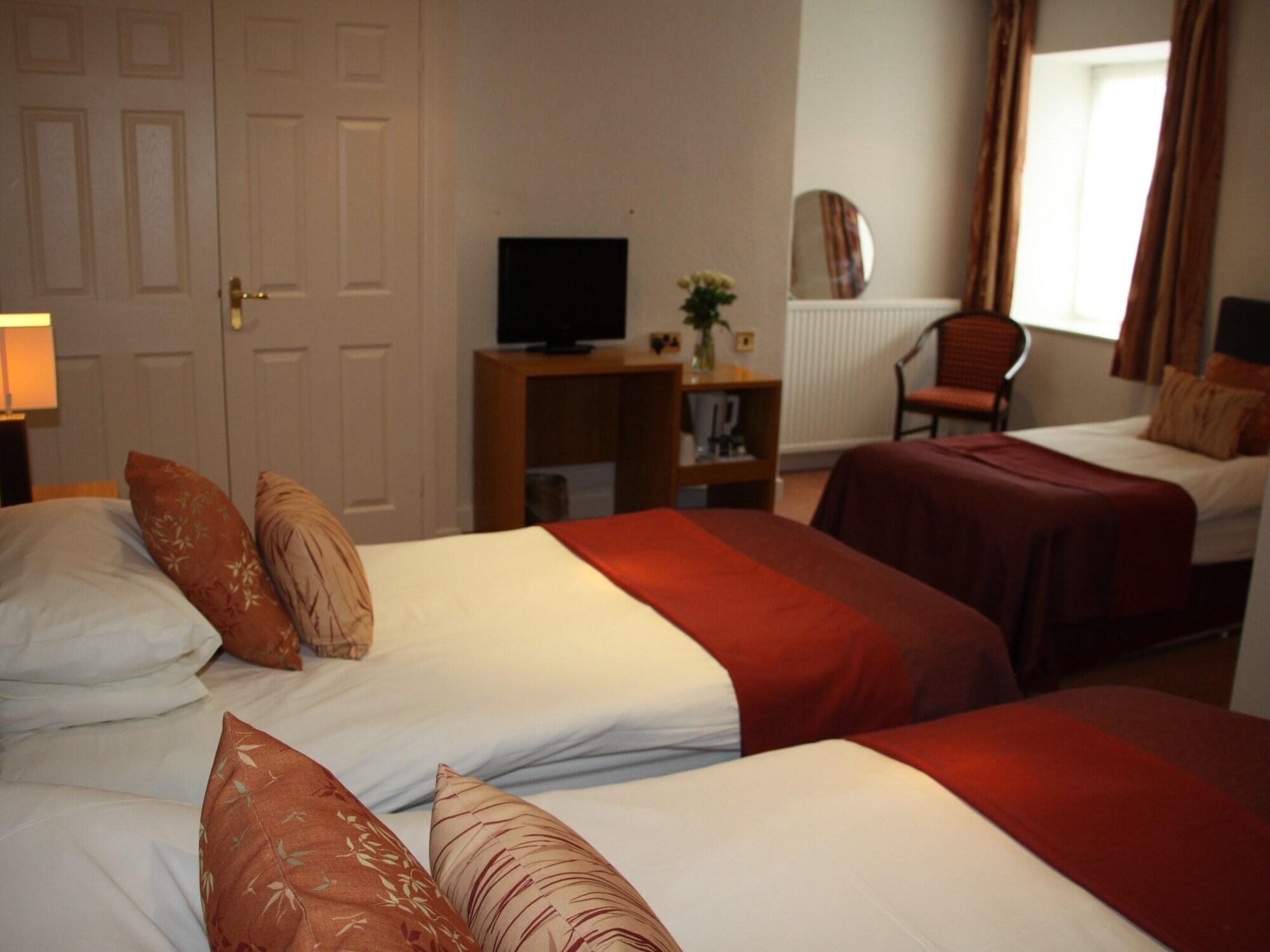 Nanhoron Arms Hotel, photo 42 of 102