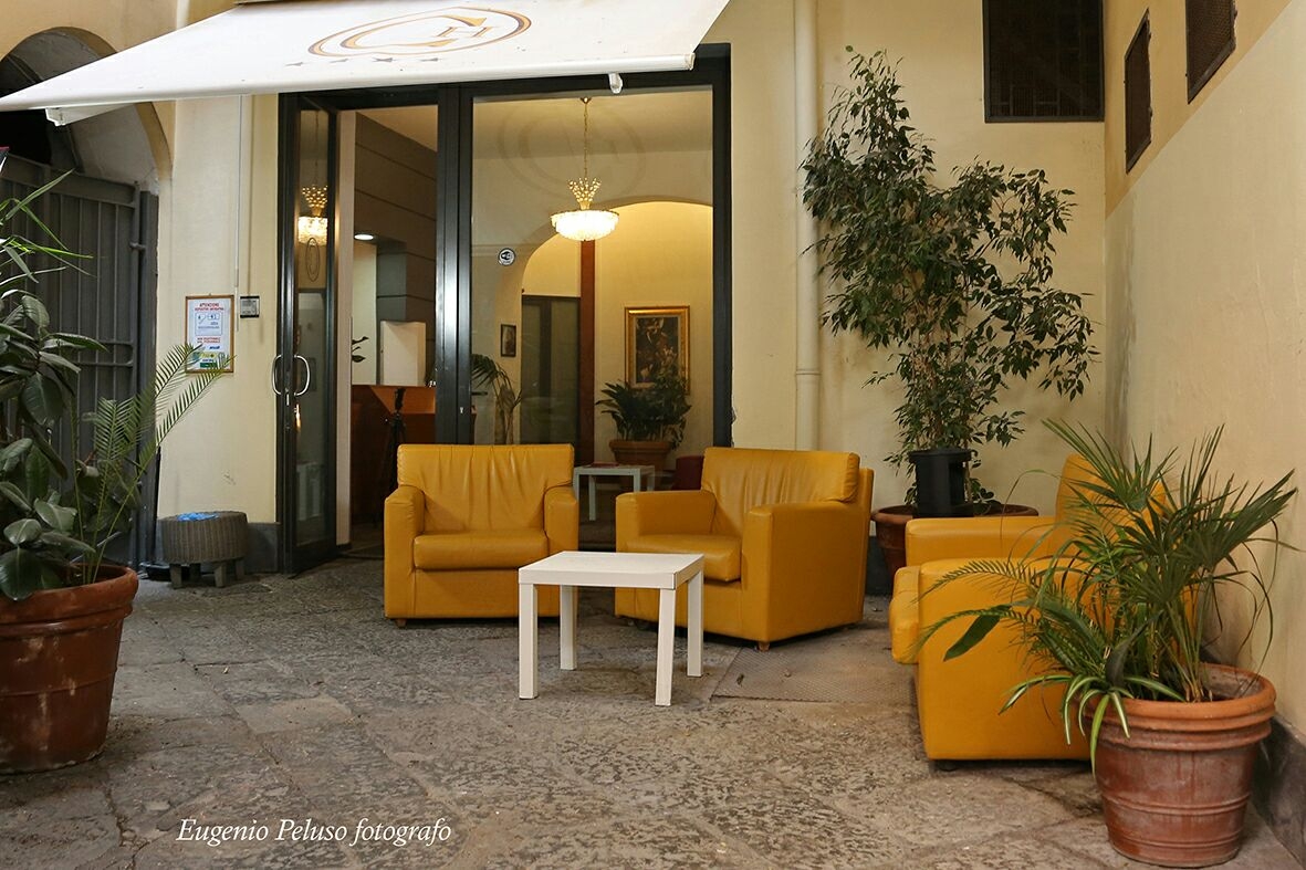 Caravaggio Hotel, photo 10 of 22
