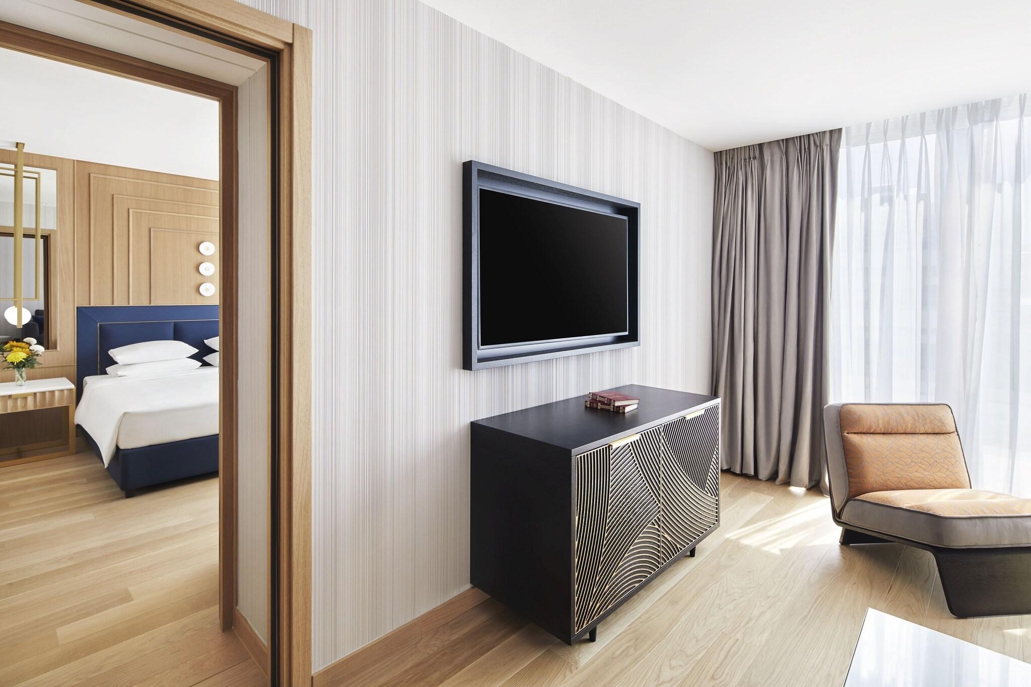 Grand Hyatt Athens, photo 32 of 104
