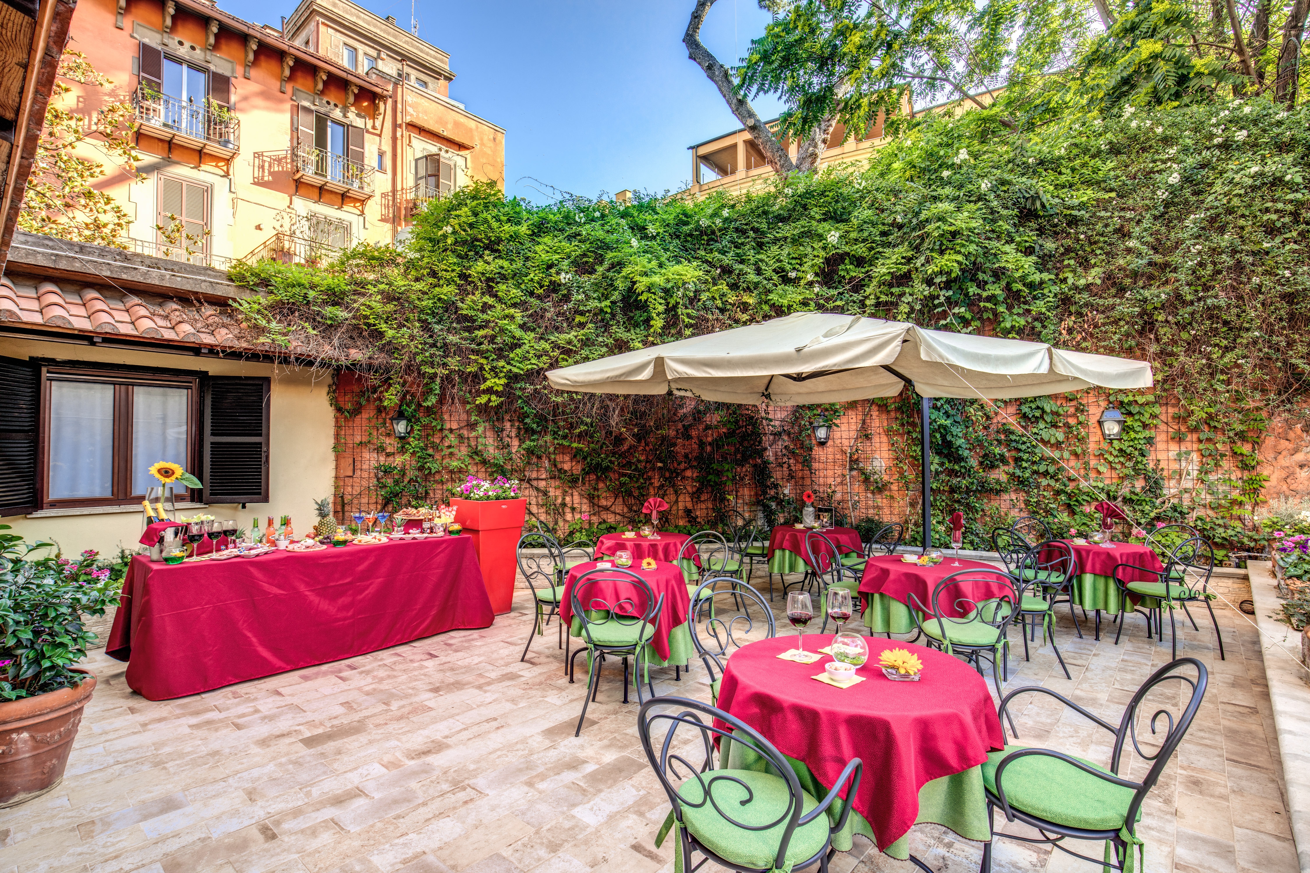 Rome Garden, photo 26 of 34
