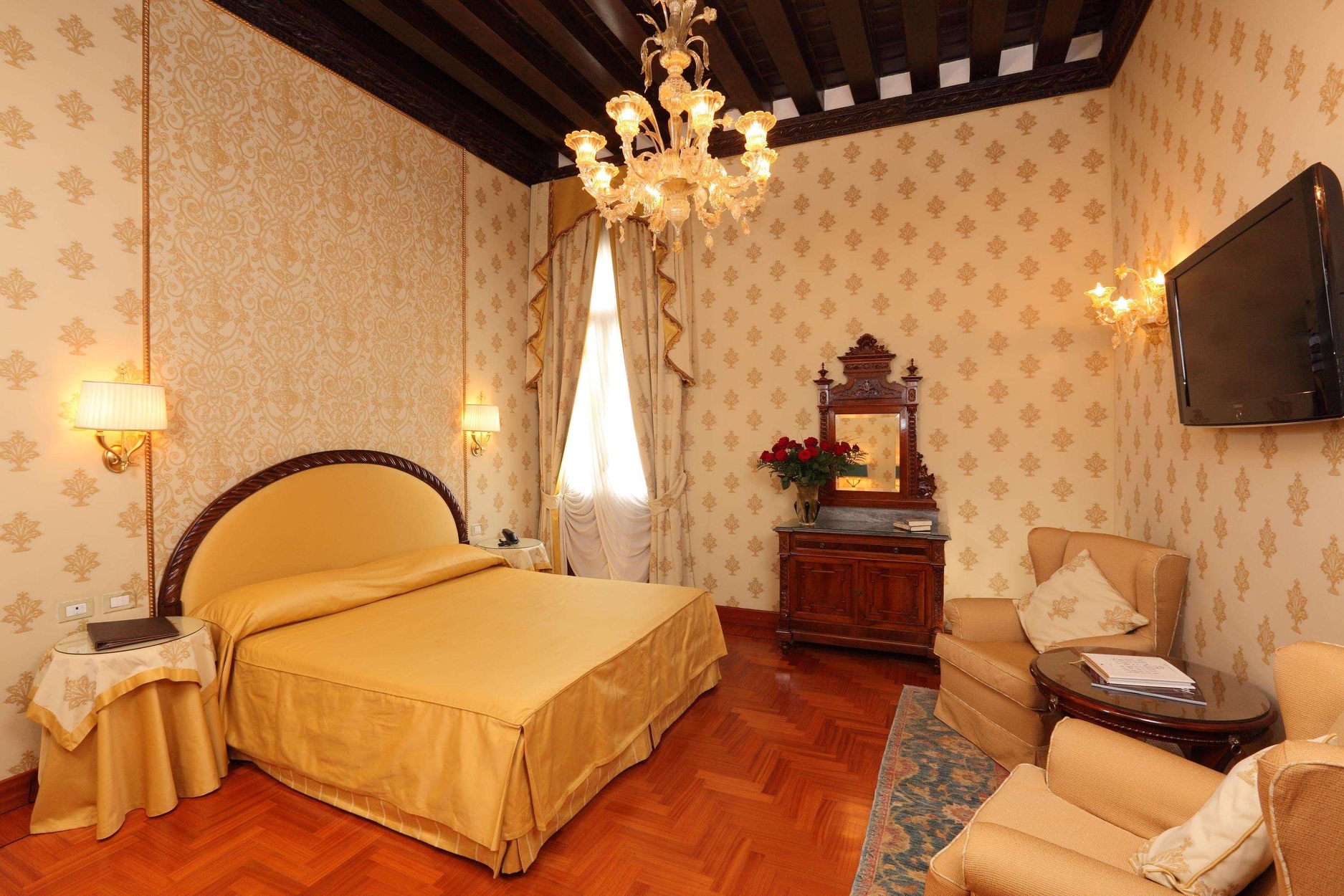 Palazzo Stern, photo 16 of 37