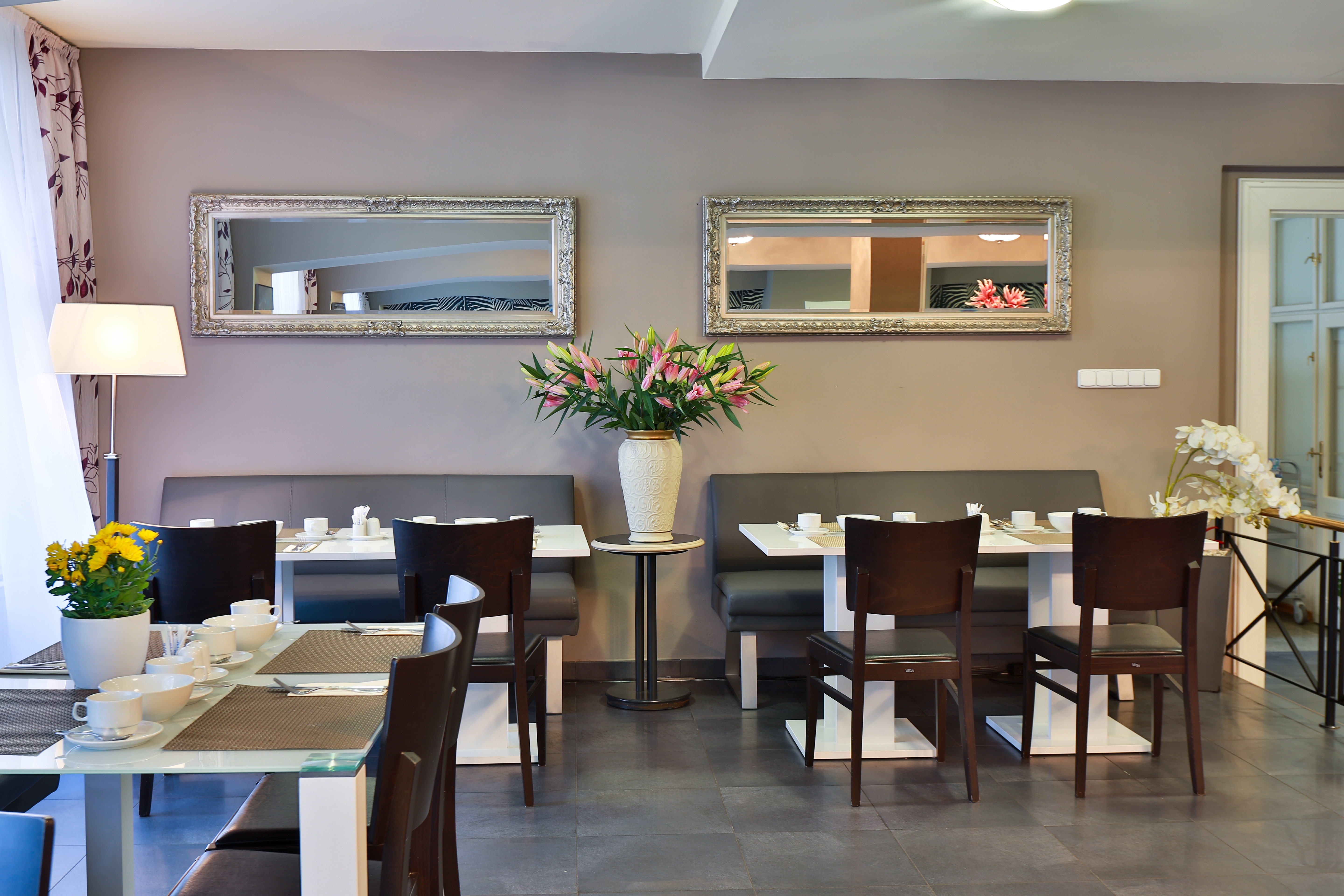 Elysee Hotel, photo 6 of 16