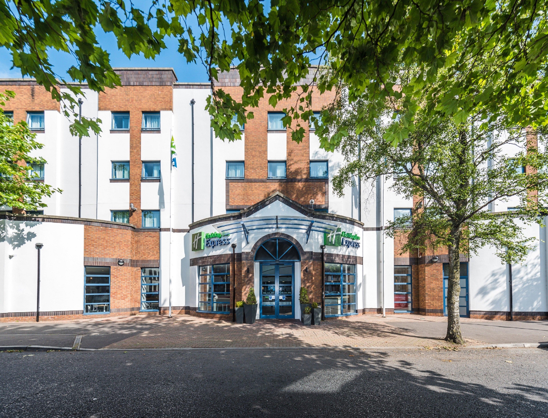 Holiday Inn Express Belfast City