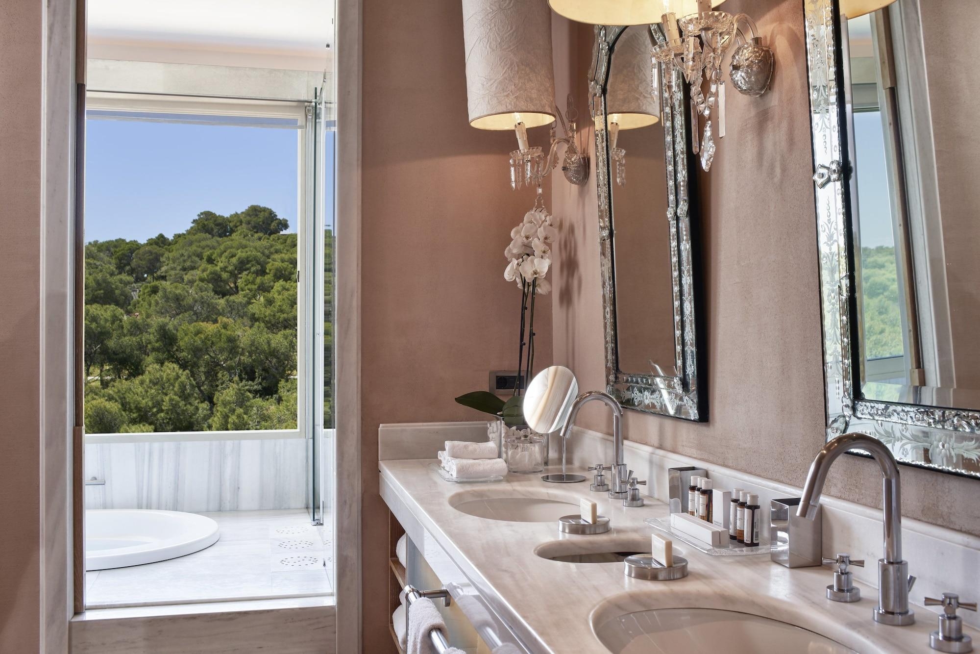 The Margi, photo 30 of 129