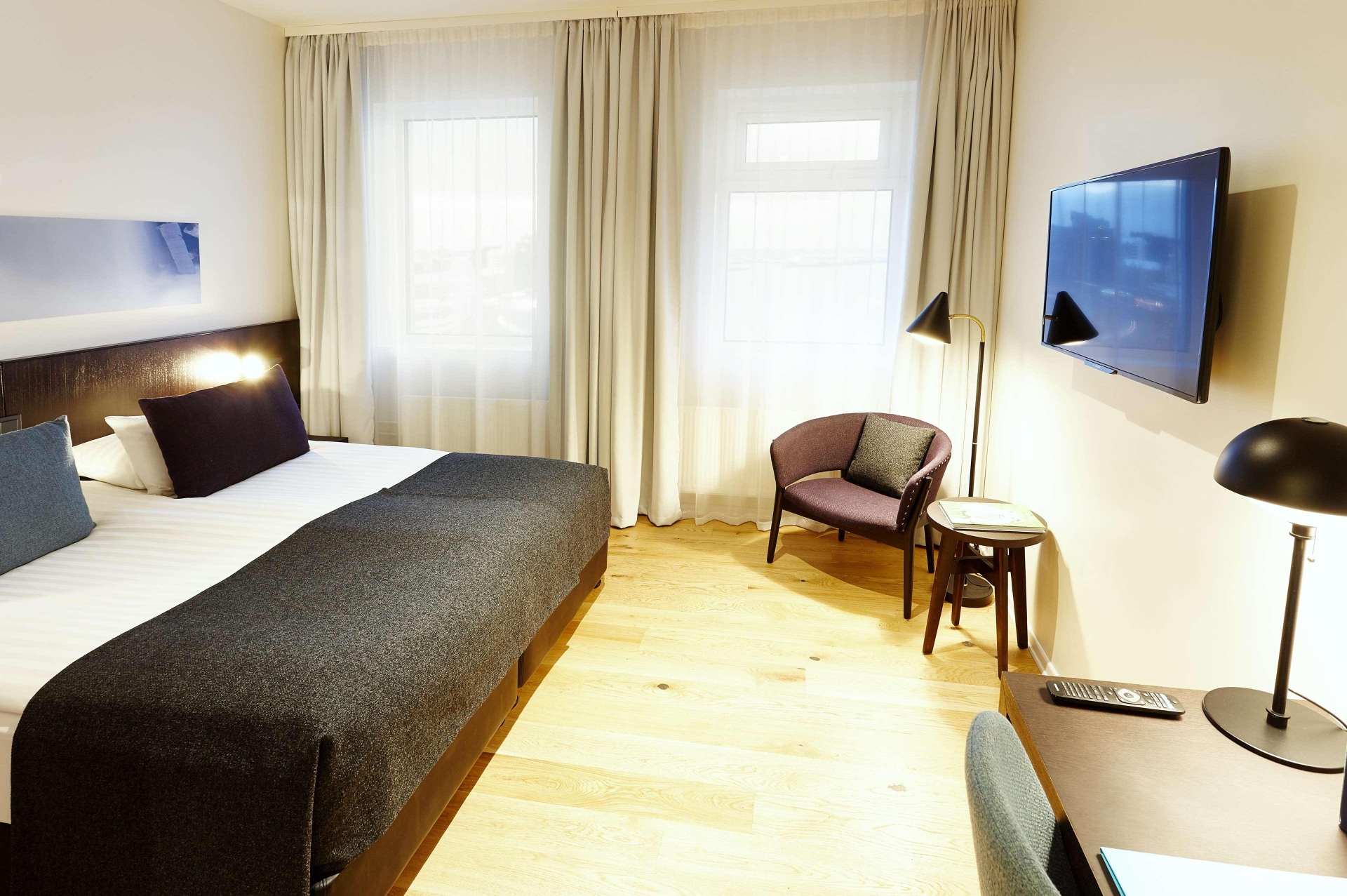 Fosshotel Reykjavik, photo 18 of 62