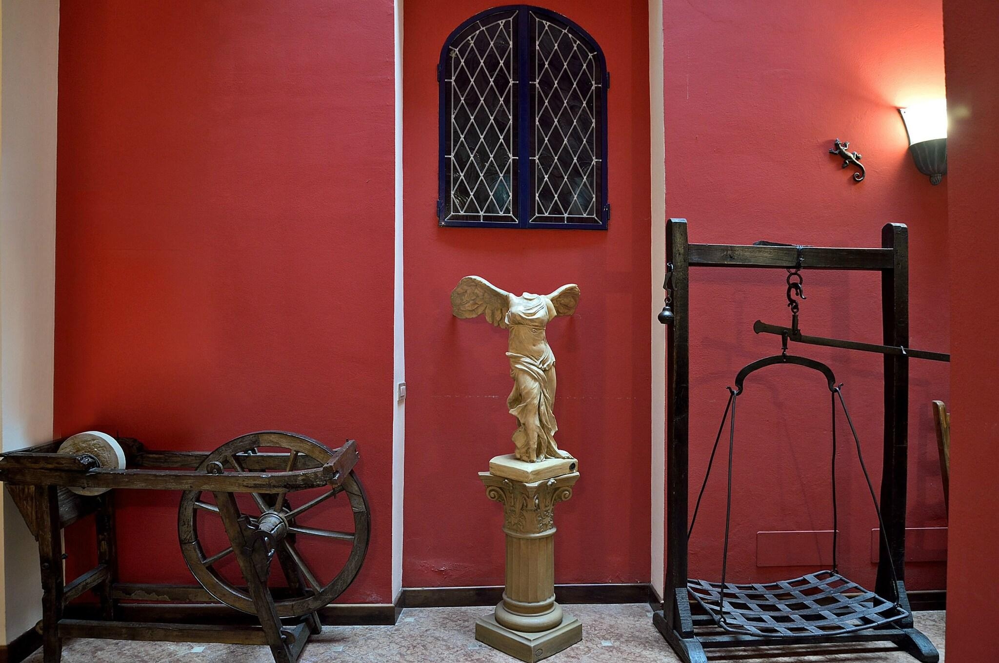 Porta Faenza, photo 30 of 89