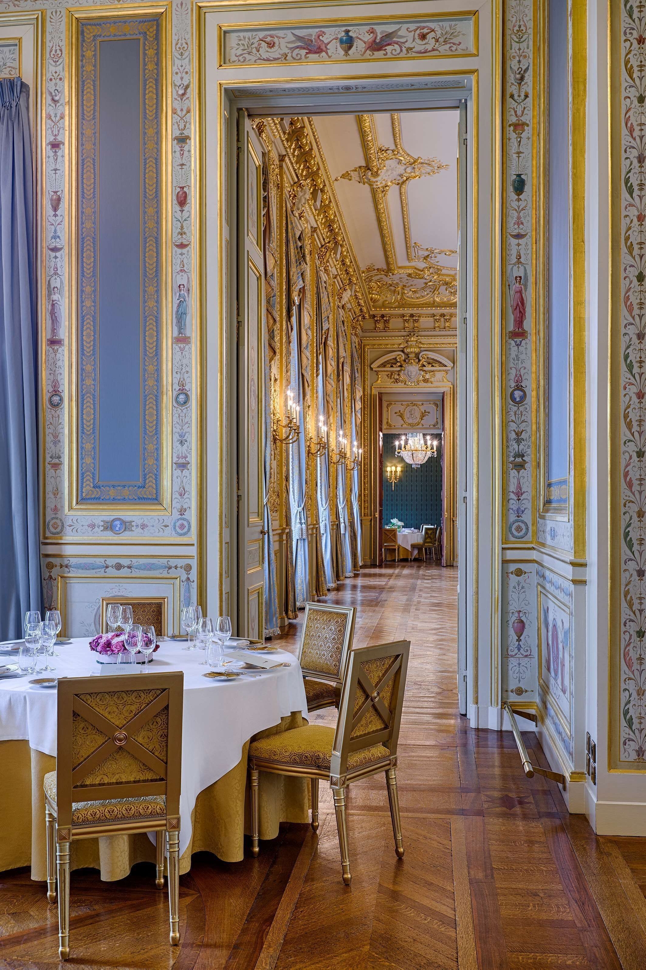 Shangri-La Hotel Paris, photo 134 of 192