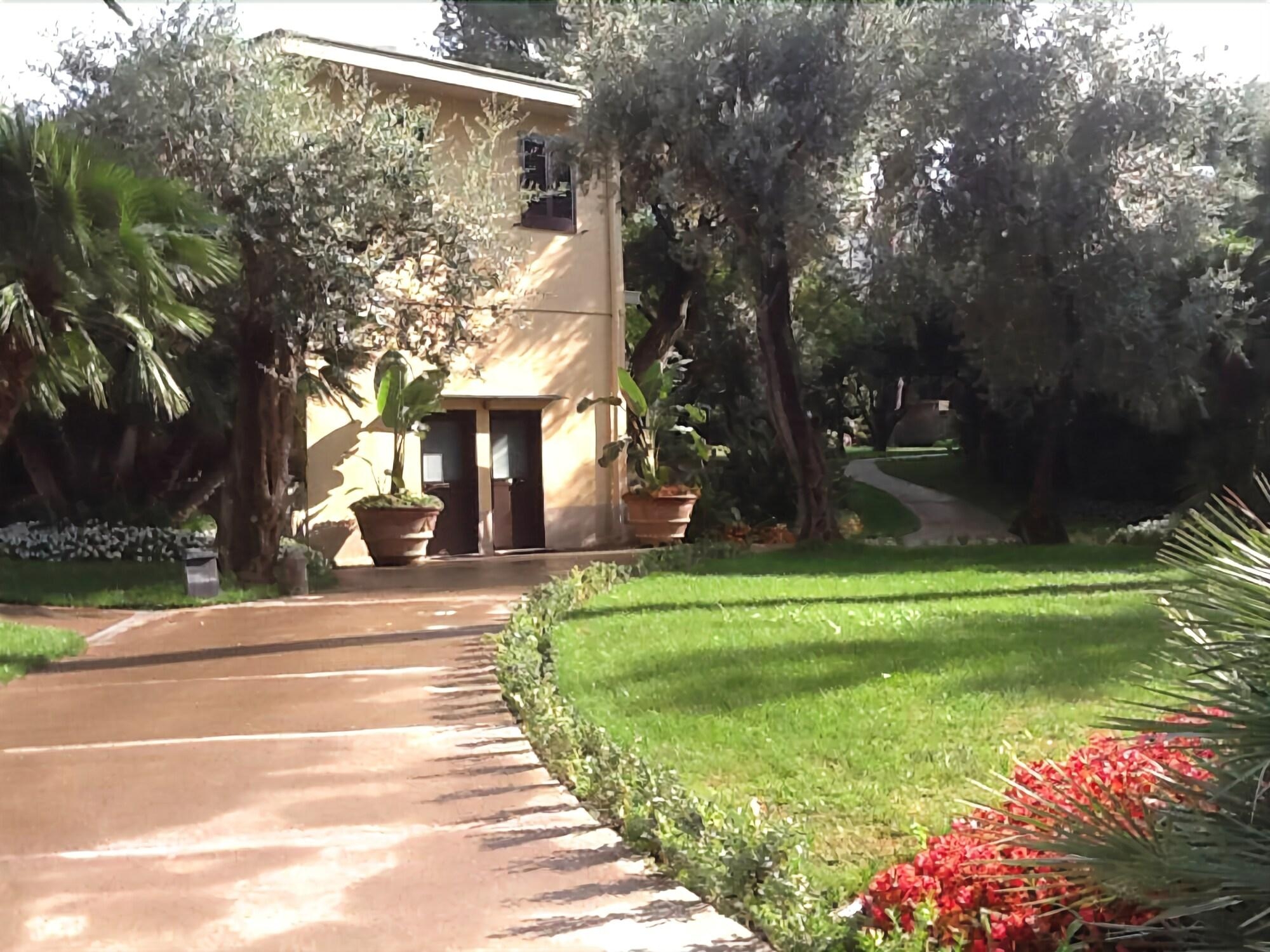 Villa Crawford, photo 11 of 94