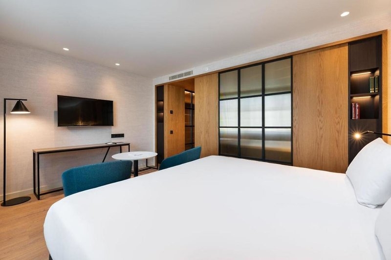 Eurostars Aliados, photo 1 of 7