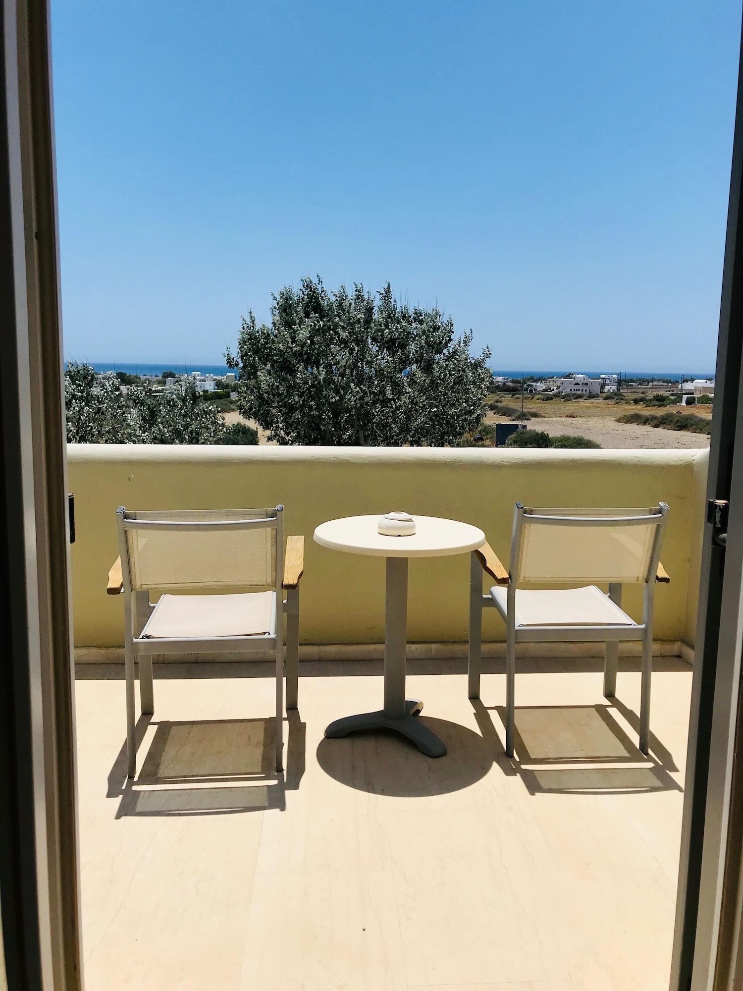 Thera Mare Resort &amp; Spa, photo 4 of 45