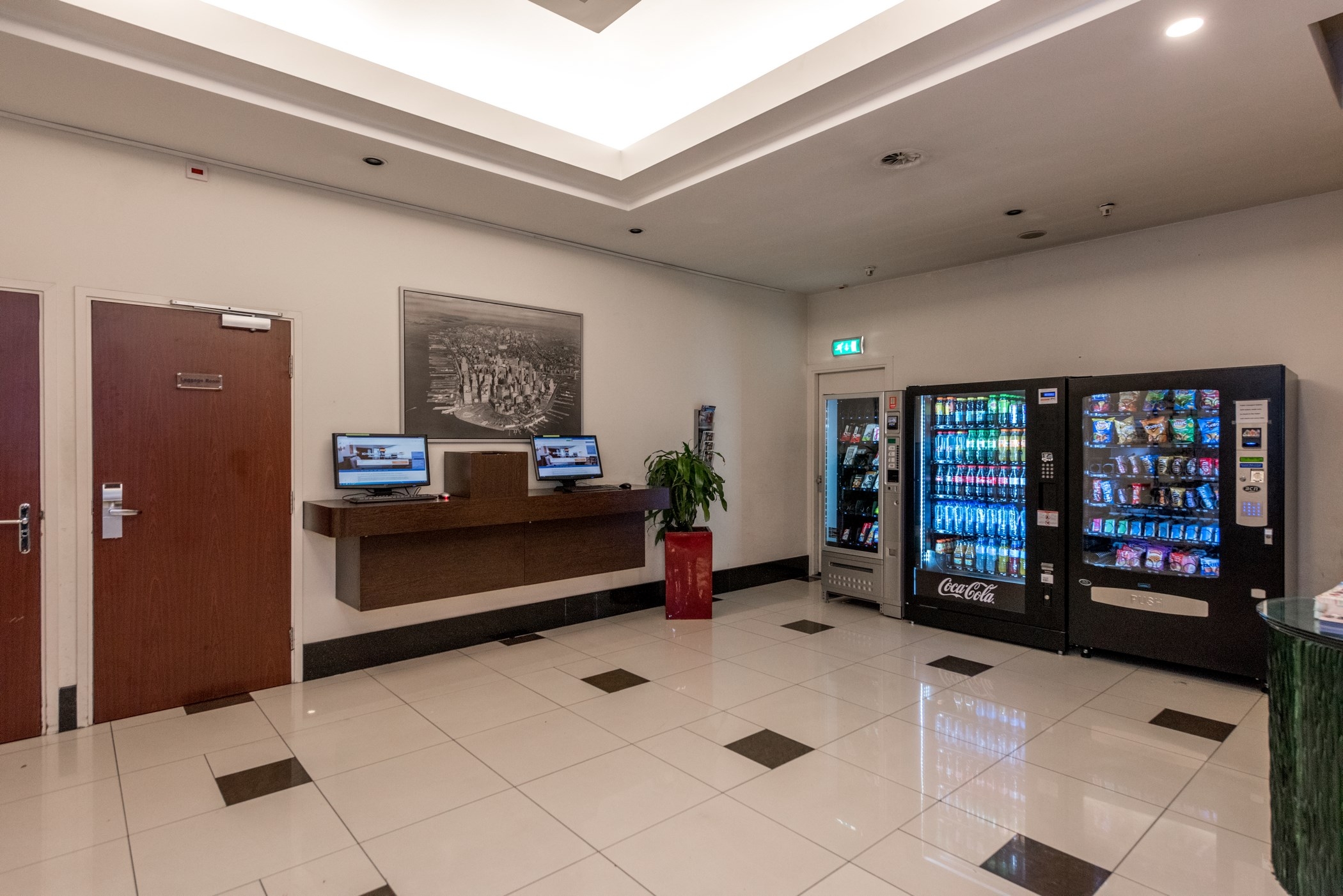 Xo Hotels Blue Tower, photo 5 of 27