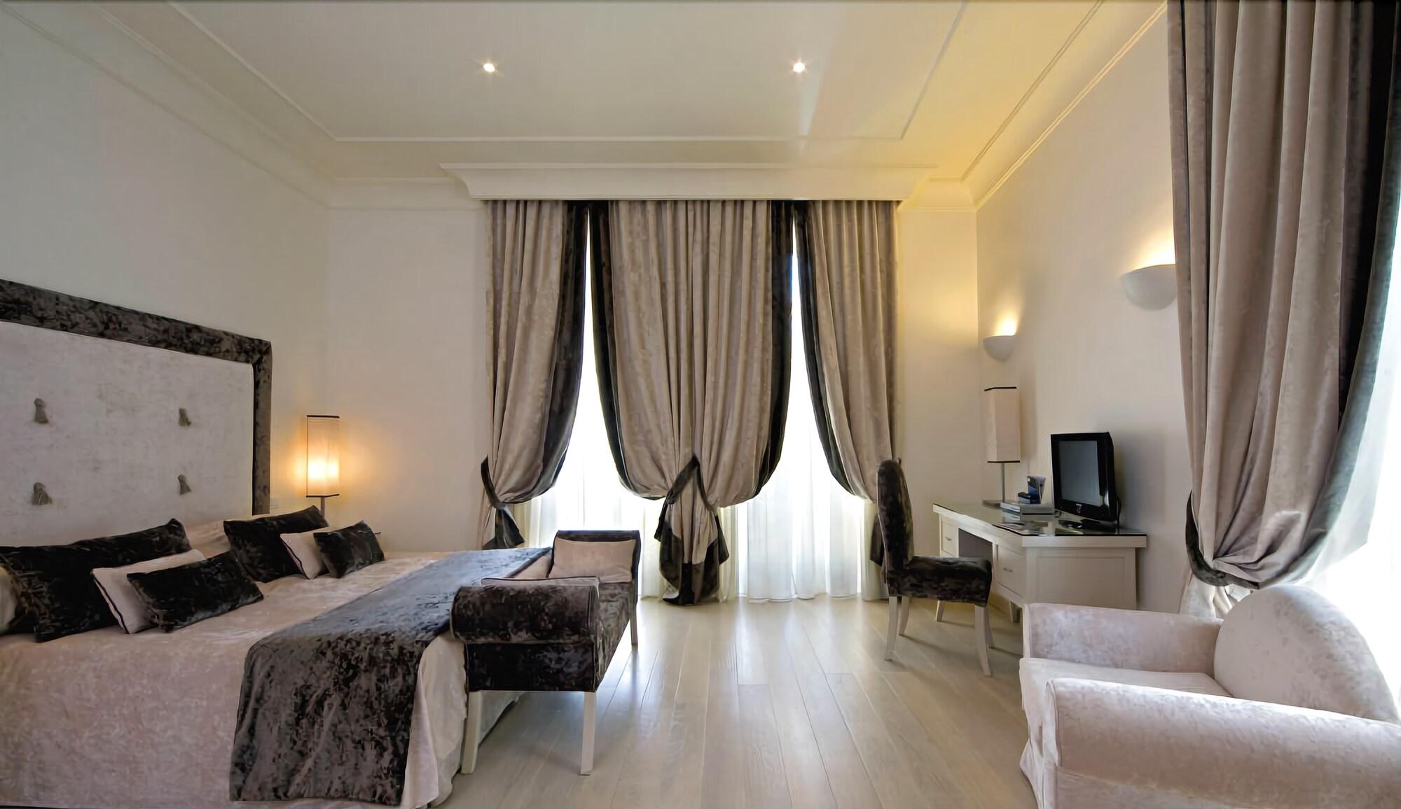 Albergo Palazzo Decumani, photo 18 of 38