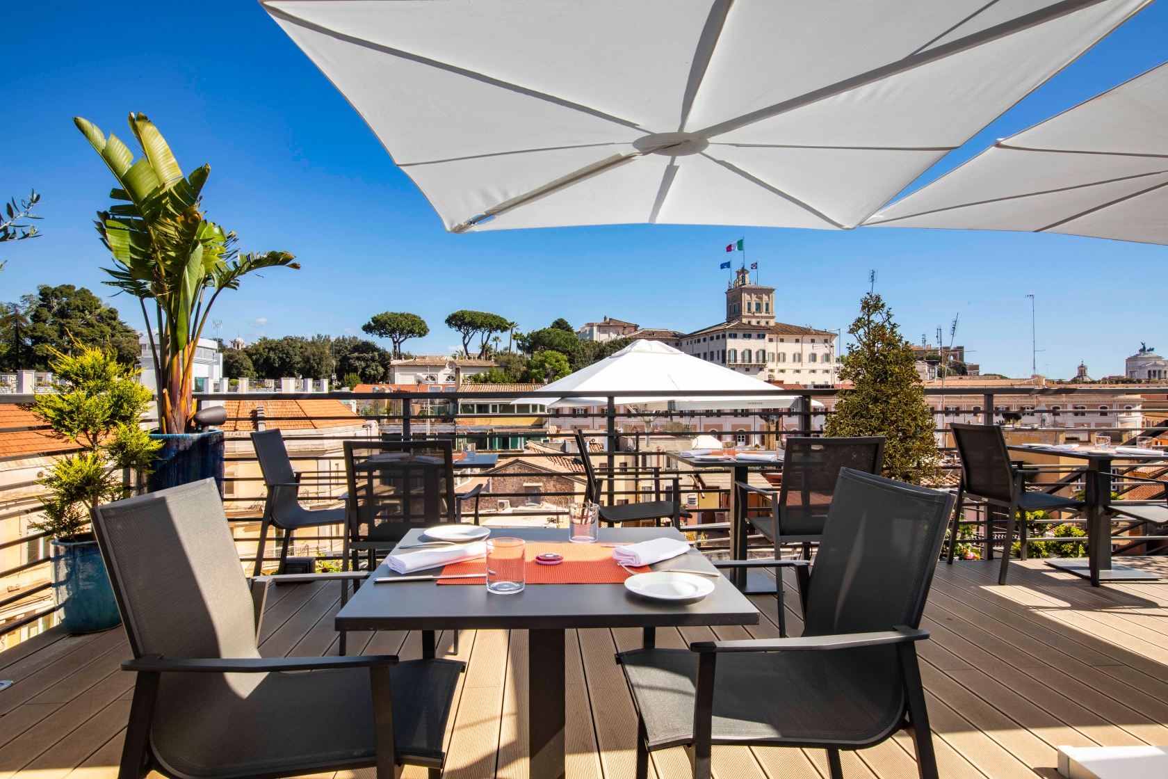 U-Visionary Roma Hotel