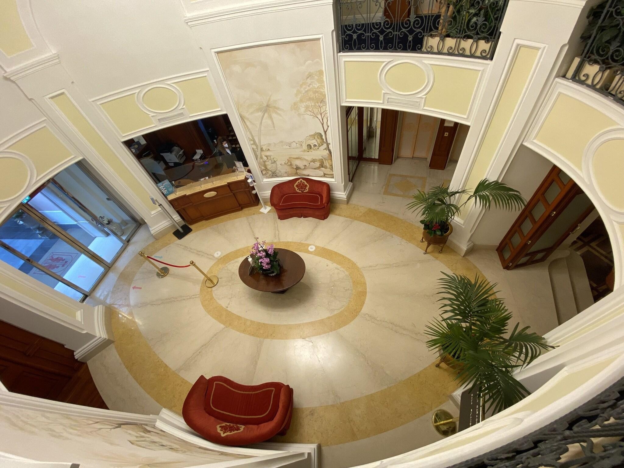 Palazzo Alabardieri Hotel, photo 7 of 22