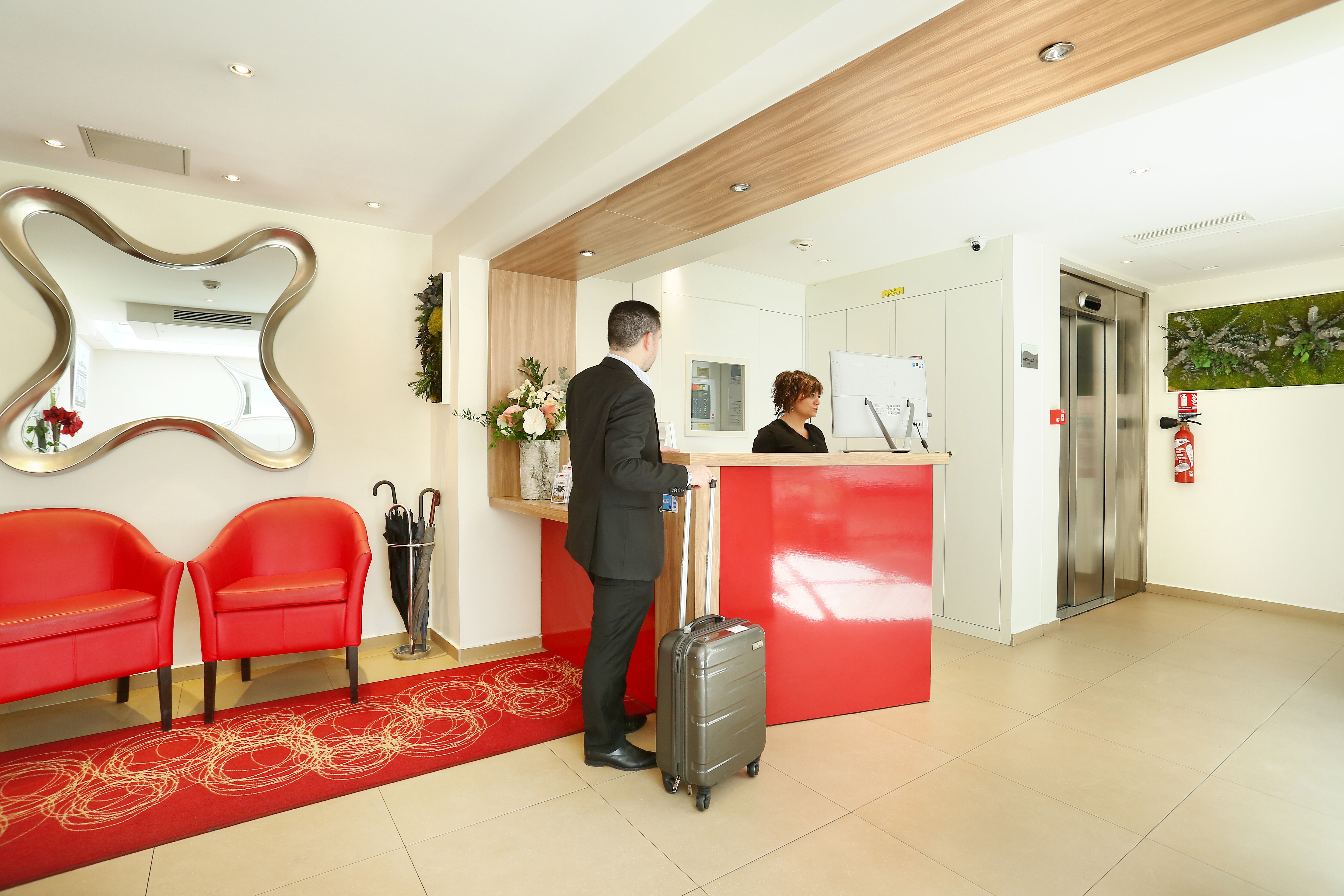 Le Grand Hotel de Normandie, photo 4 of 17