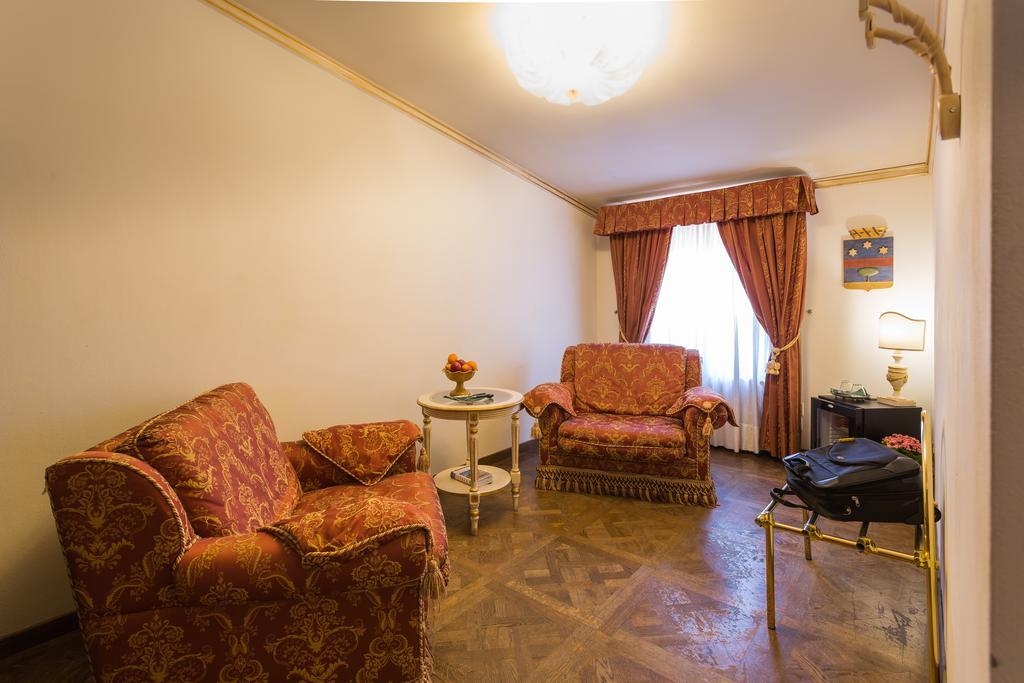 Palazzo Alexander, photo 12 of 22