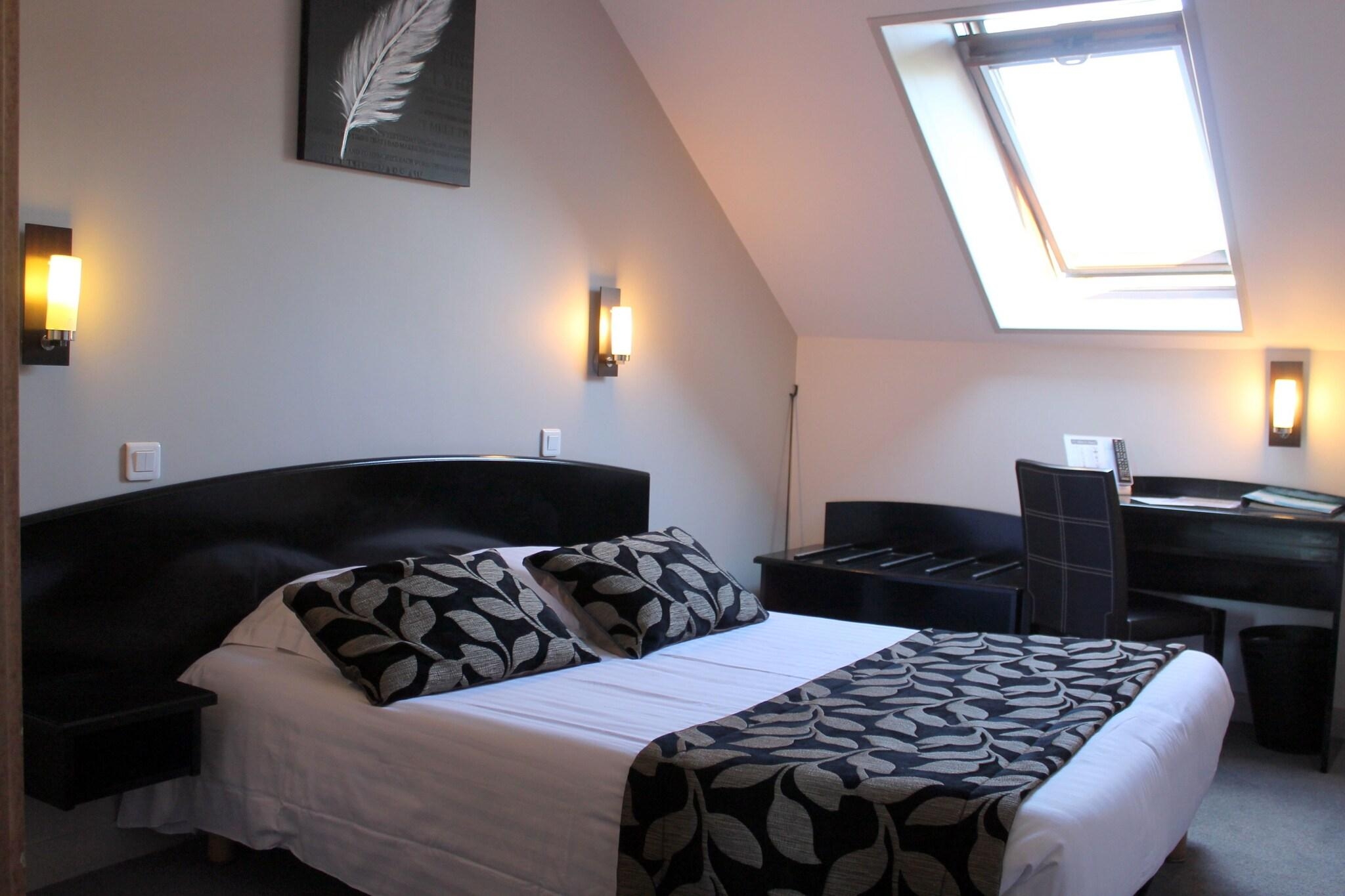 Hotel Le Bayeux, photo 48 of 75