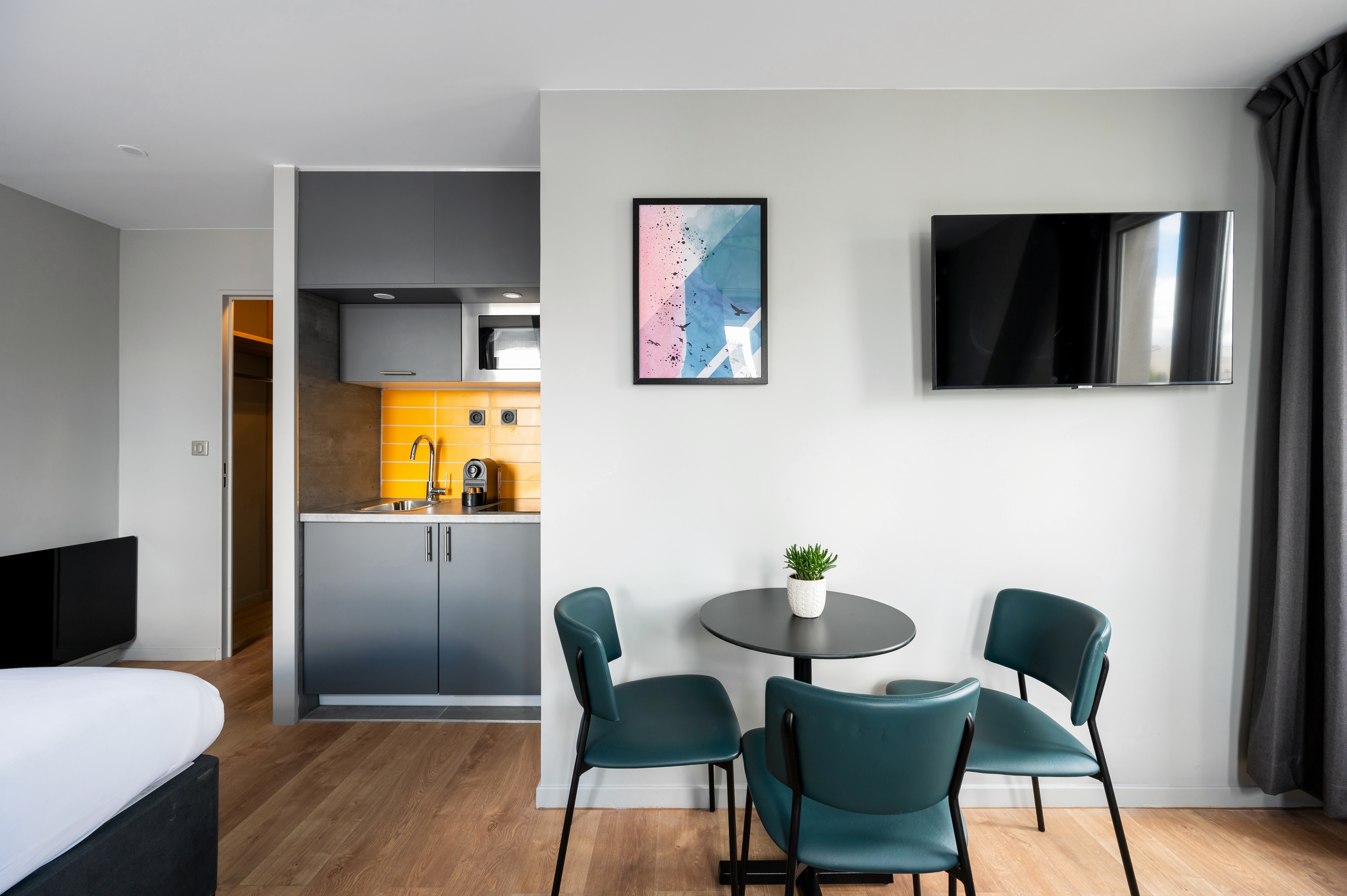 Staycity Aparthotels Gare de lEst, photo 10 of 25