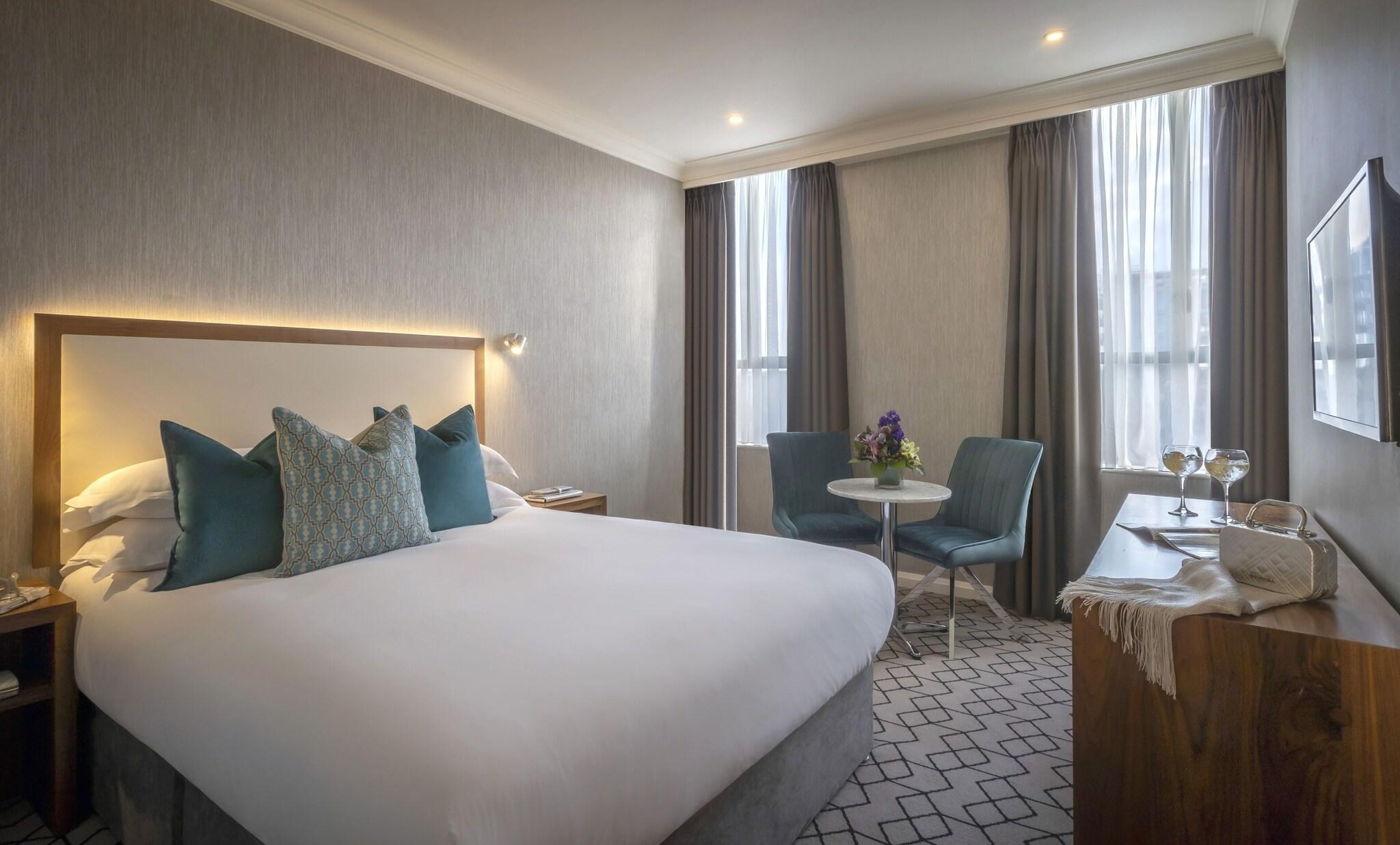 Victoria Hotel, photo 6 of 45