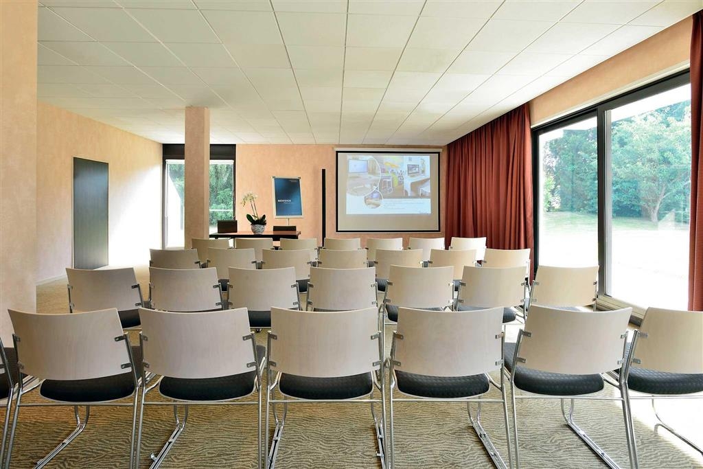 Novotel Bayeux, photo 158 of 192