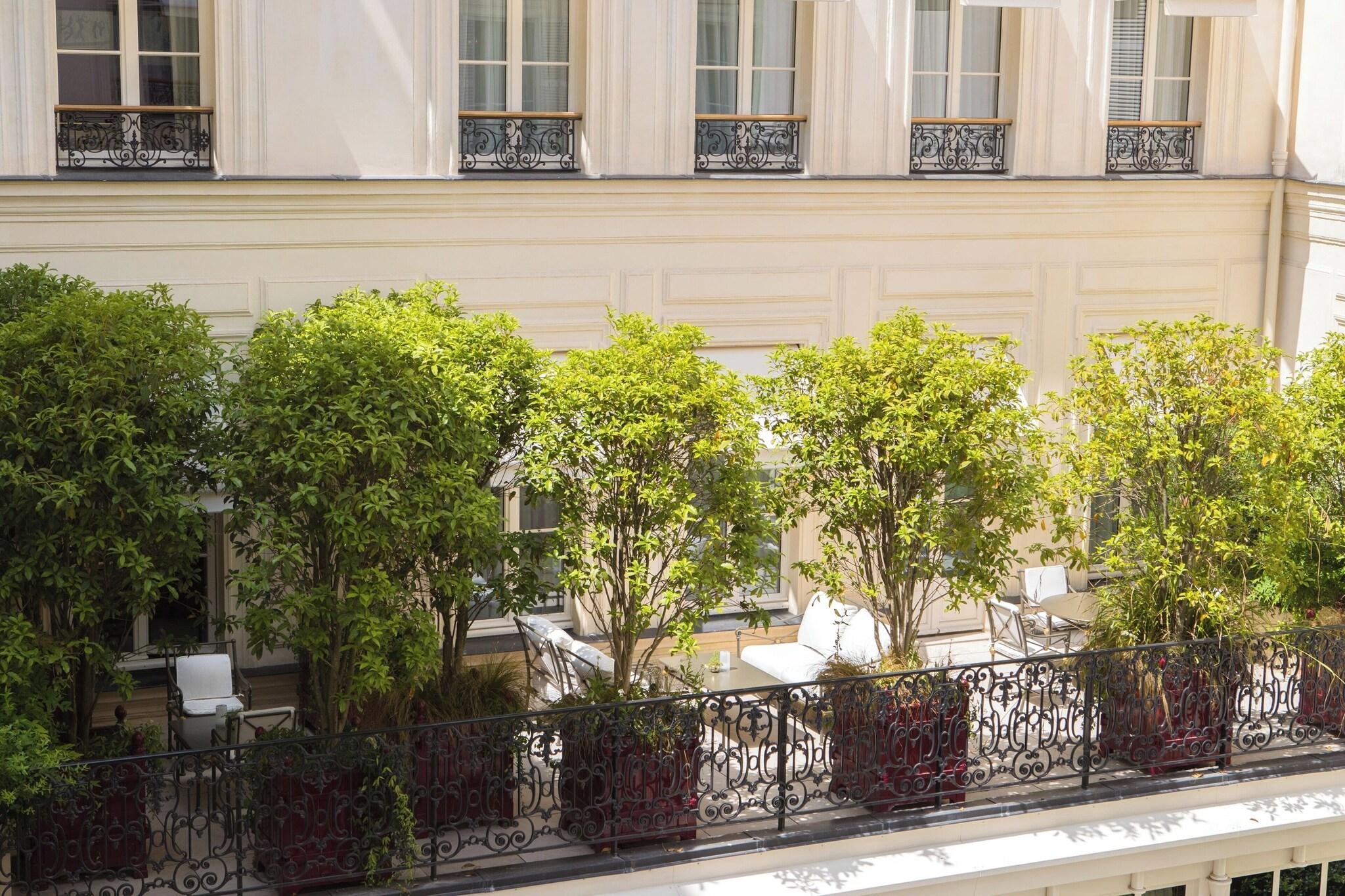 La Reserve Paris Hotel and Spa, photo 177 of 180