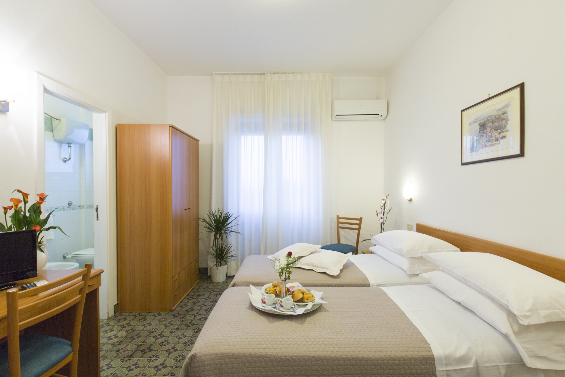 Hotel Angelina, photo 5 of 23