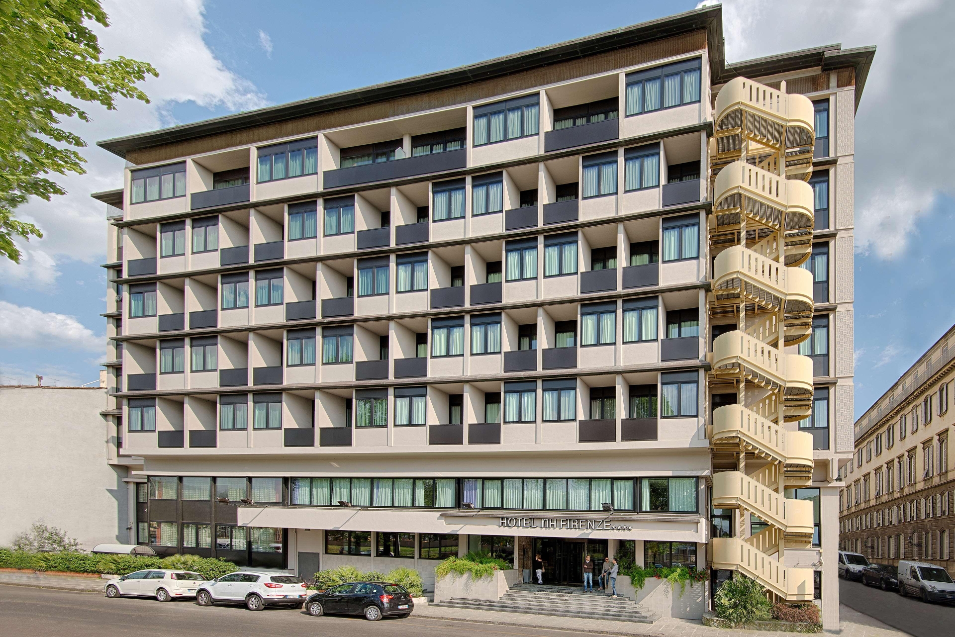 NH Firenze hotel exterior