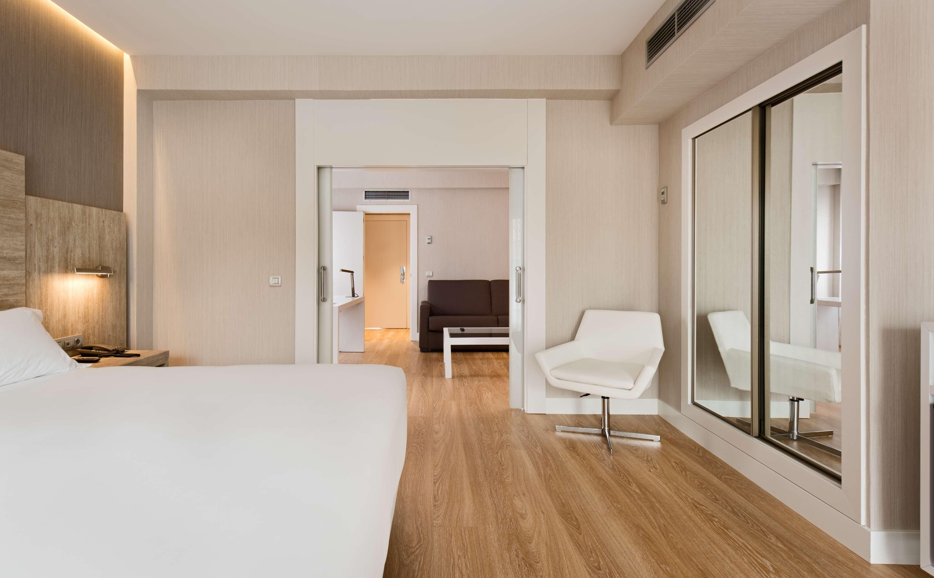 NH Madrid Chamberí, photo 19 of 37