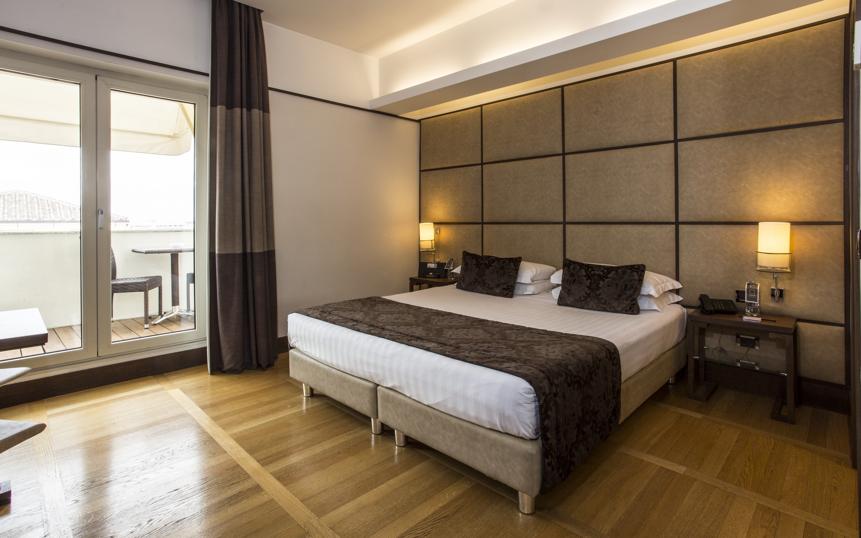 The Independent Hotel, photo 4 of 63
