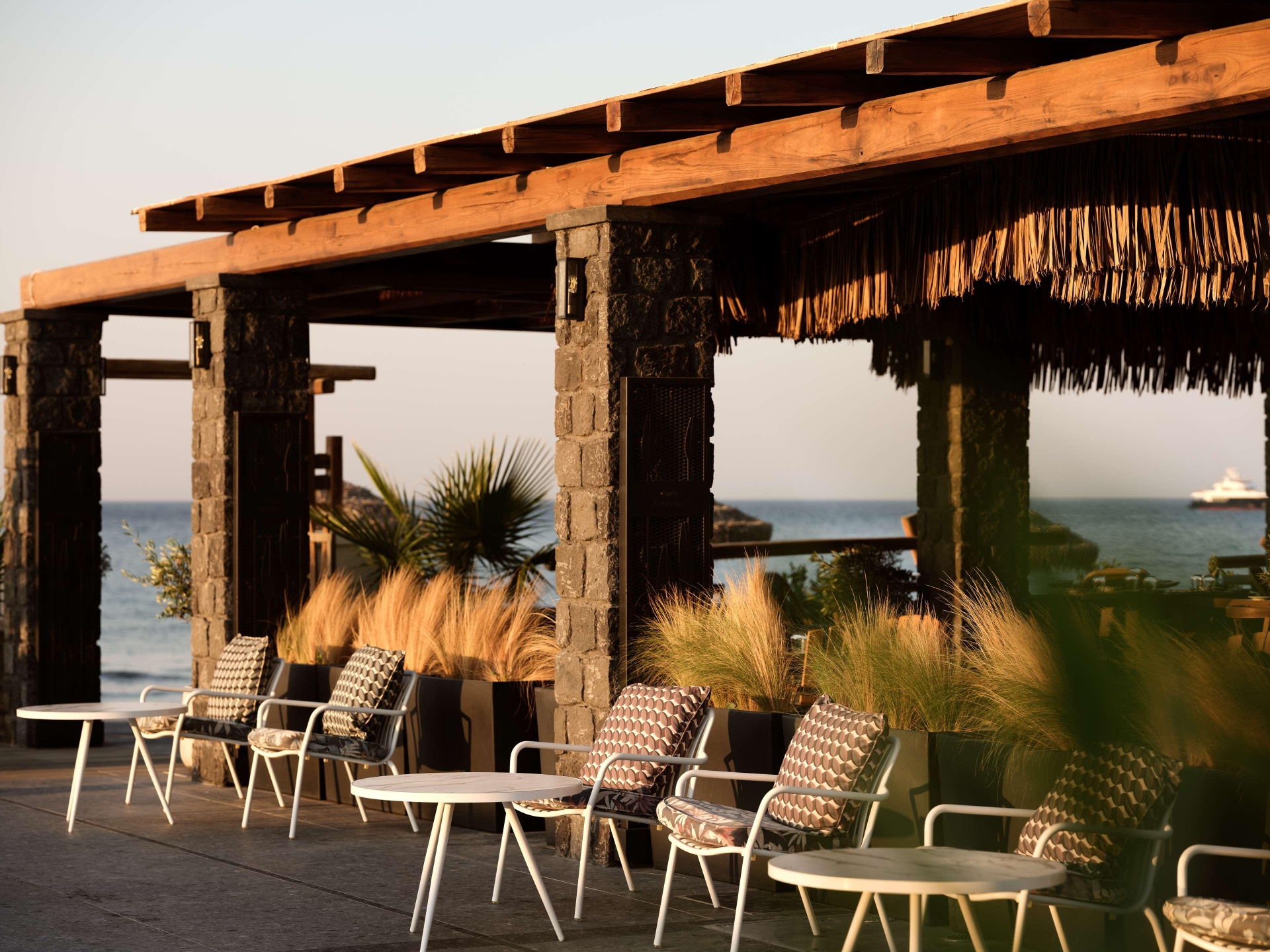 Sea Breeze Santorini Beach Resort, Curio Collectio, photo 32 of 191