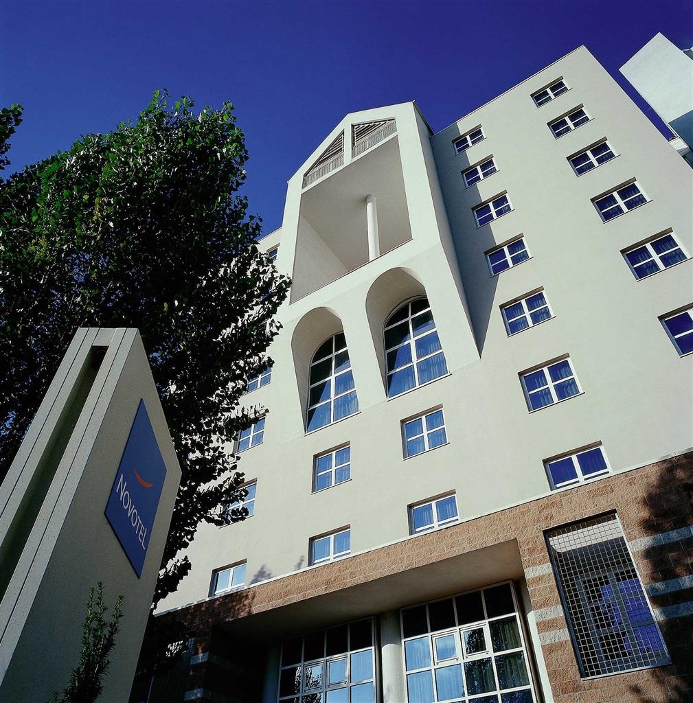 Novotel Firenze Nord Aeroporto hotel exterior
