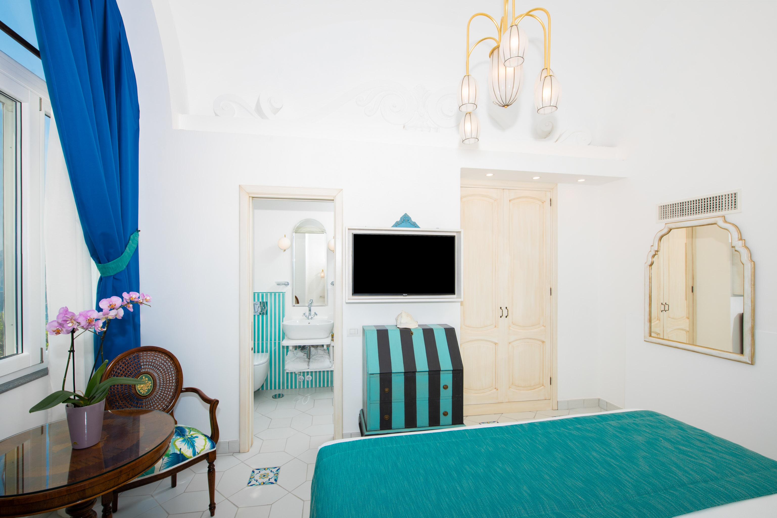 Eden Roc Suites, photo 122 of 146