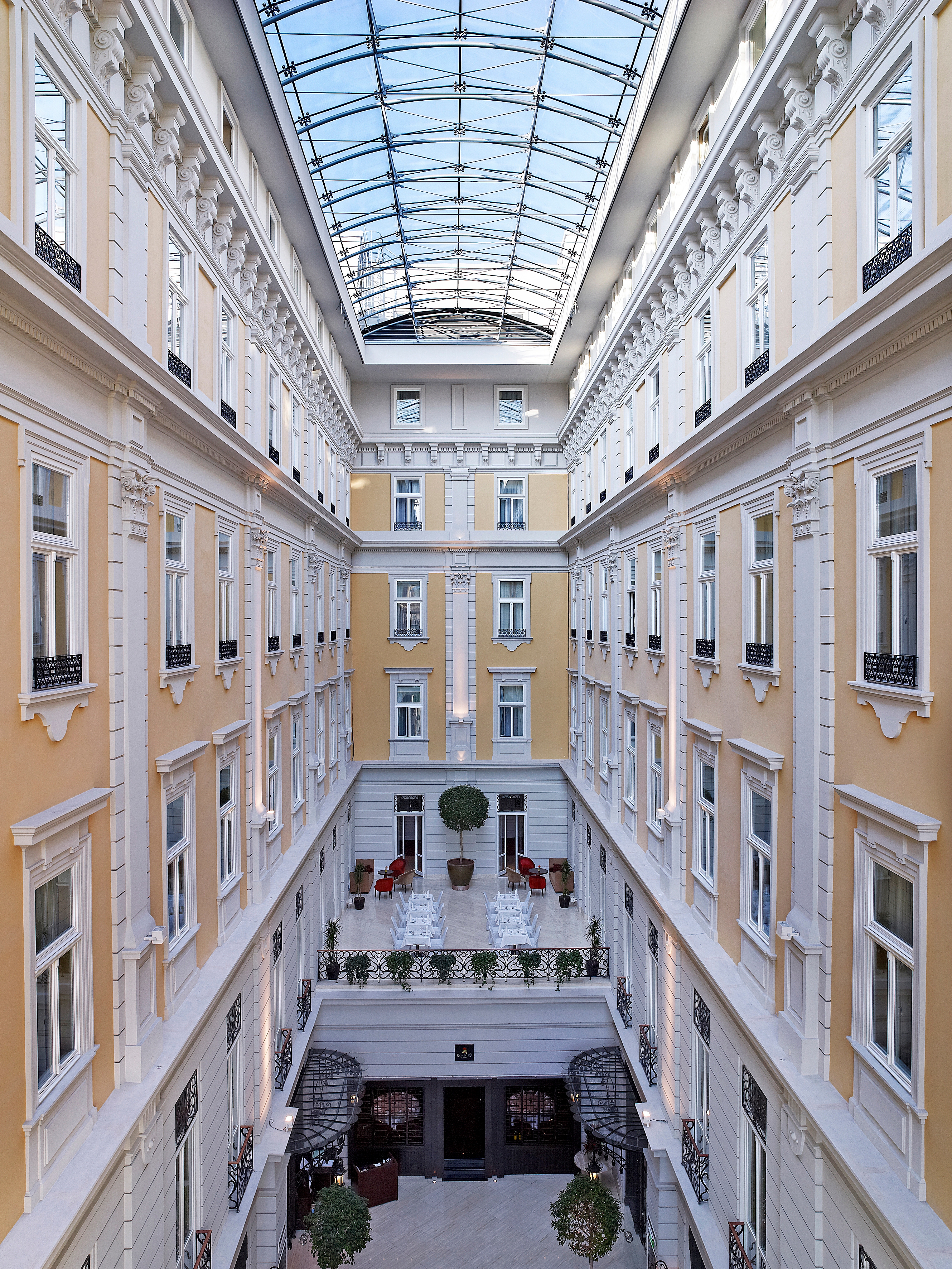 Corinthia Budapest, photo 1 of 28