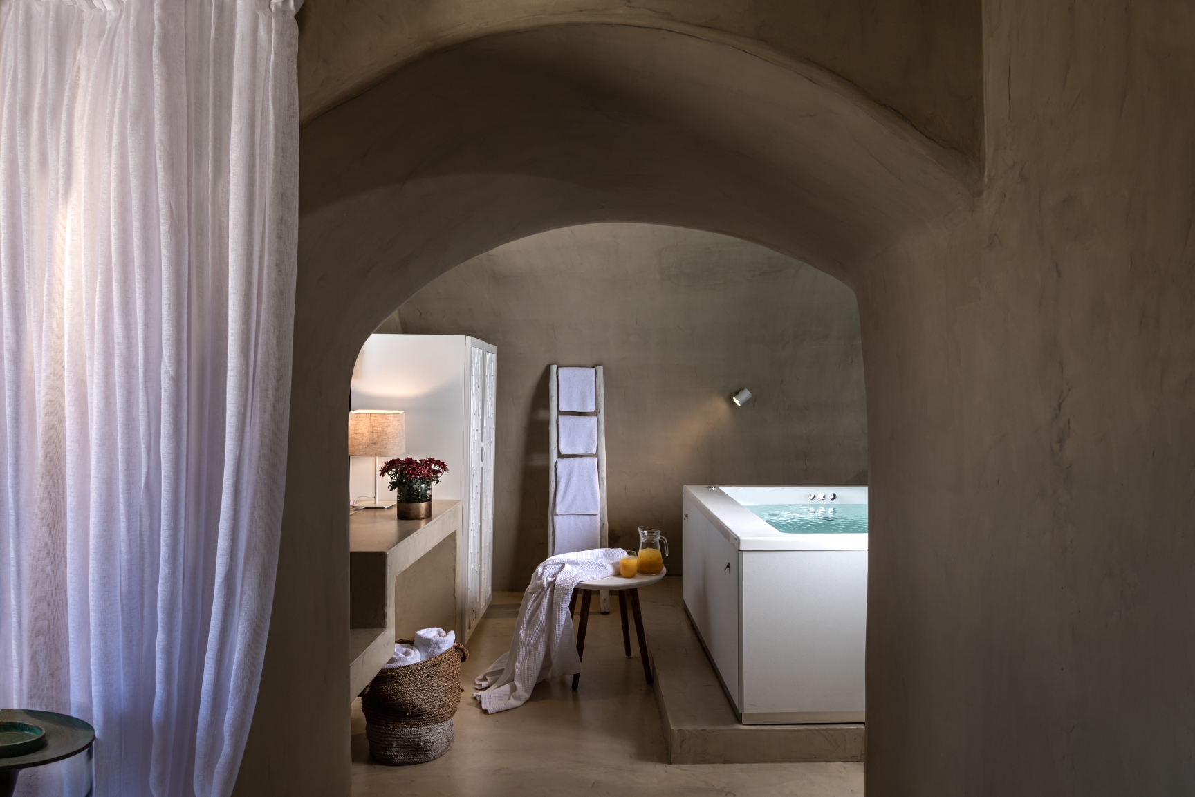 Mythical Blue Luxury Suites, photo 20 of 40