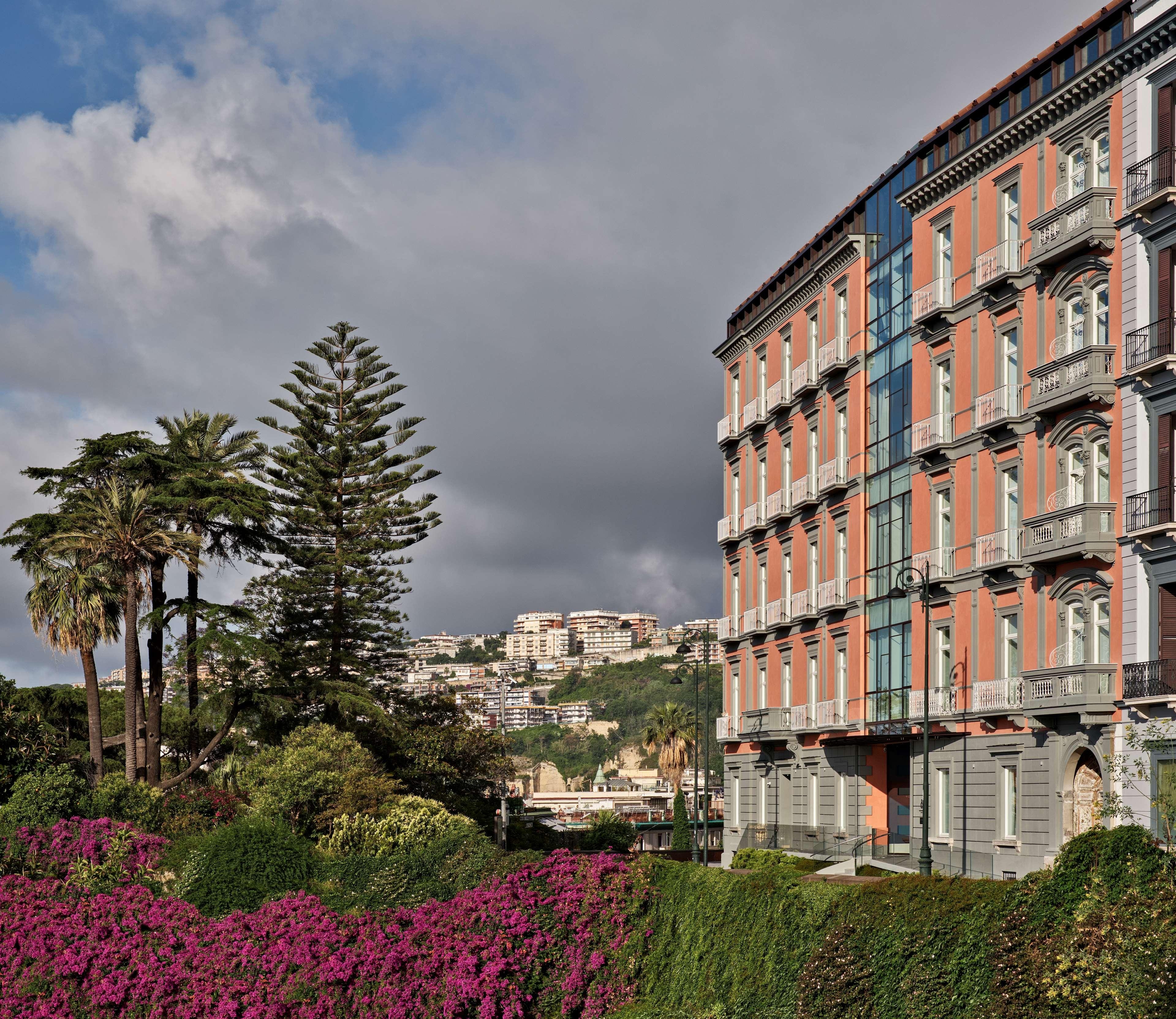 De Bonart Naples - Curio Collection by Hilton, photo 8 of 132