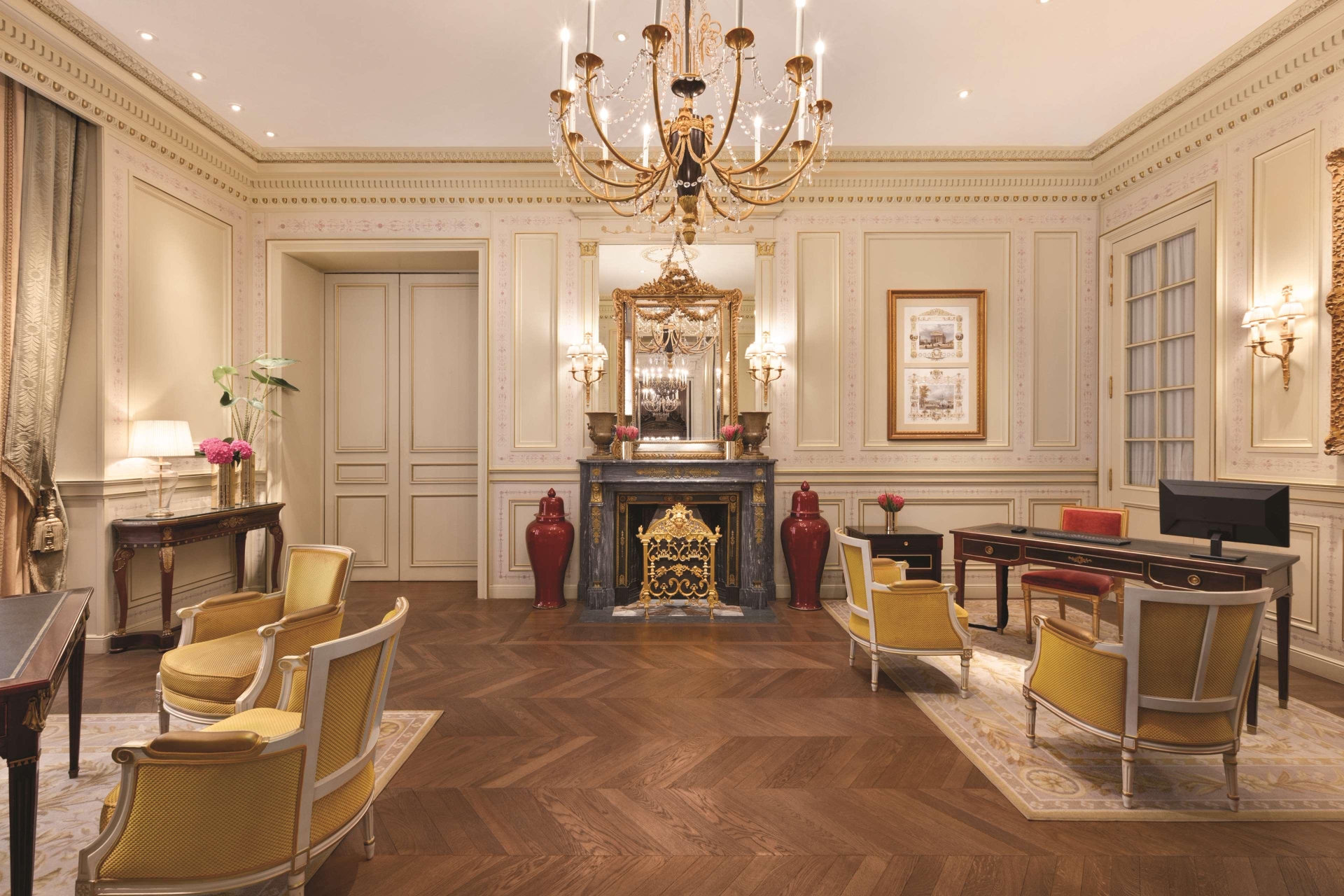 Shangri-La Hotel Paris, photo 30 of 192