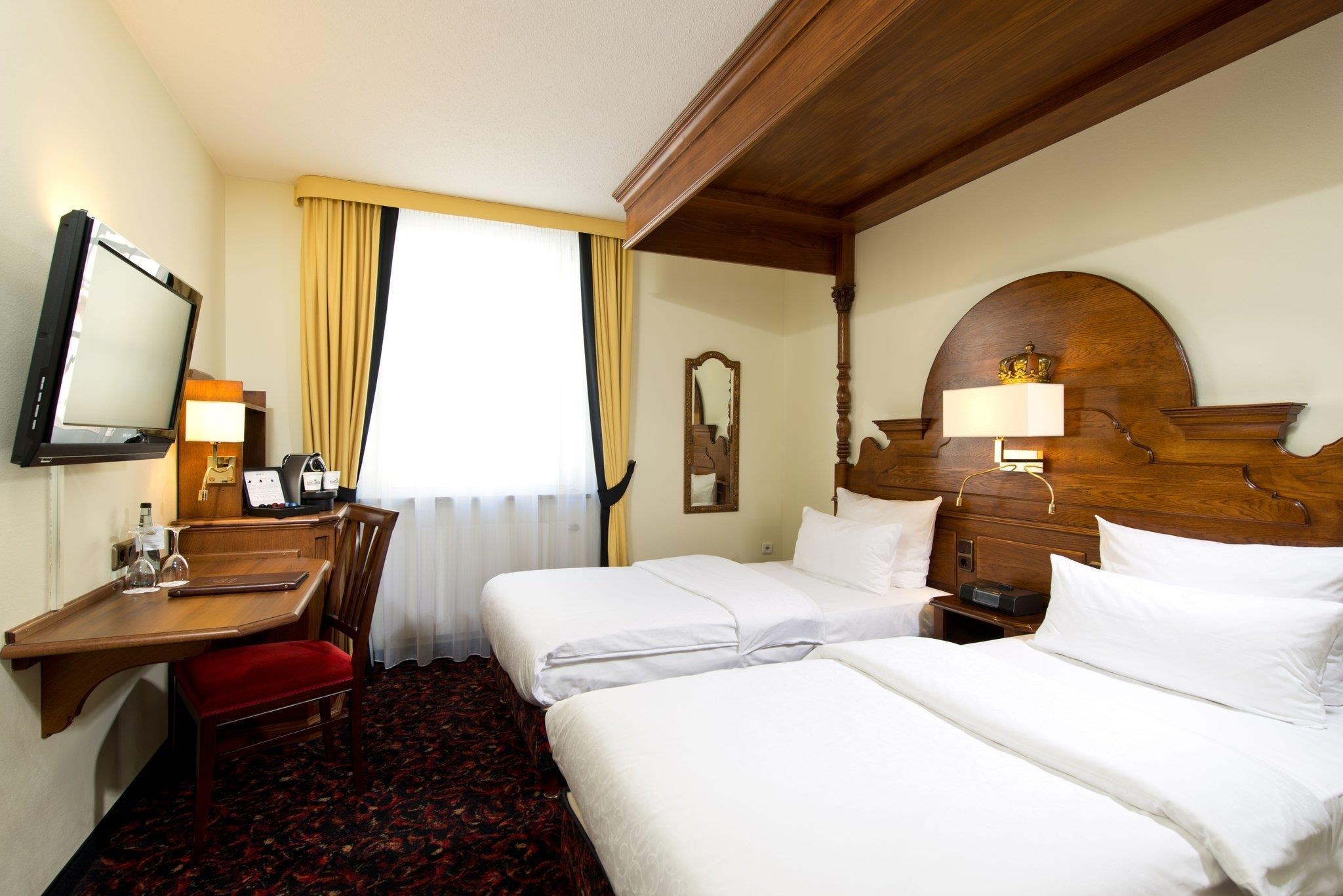 King'S Hotel First Class, photo 7 of 24