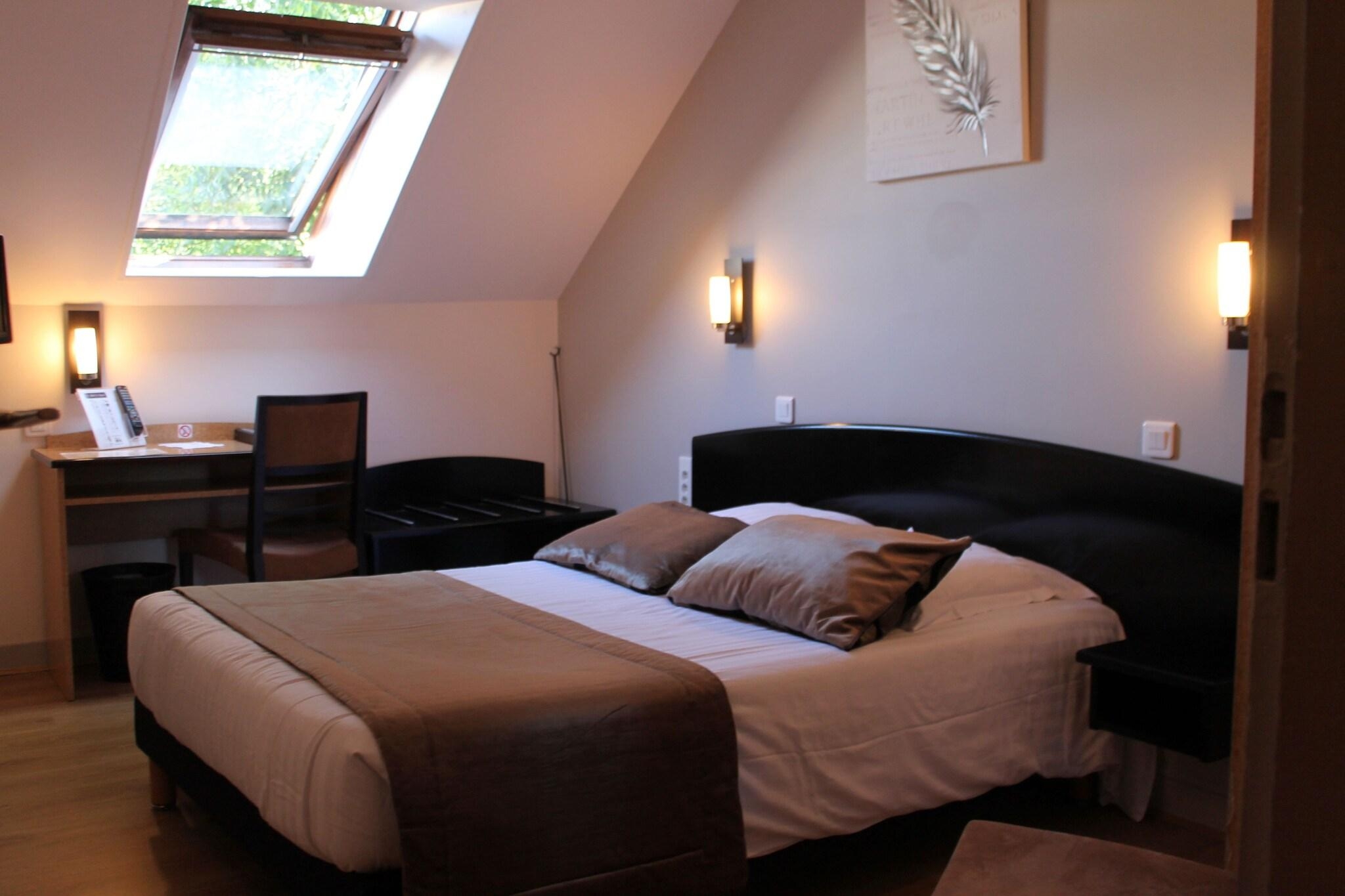 Hotel Le Bayeux, photo 25 of 75