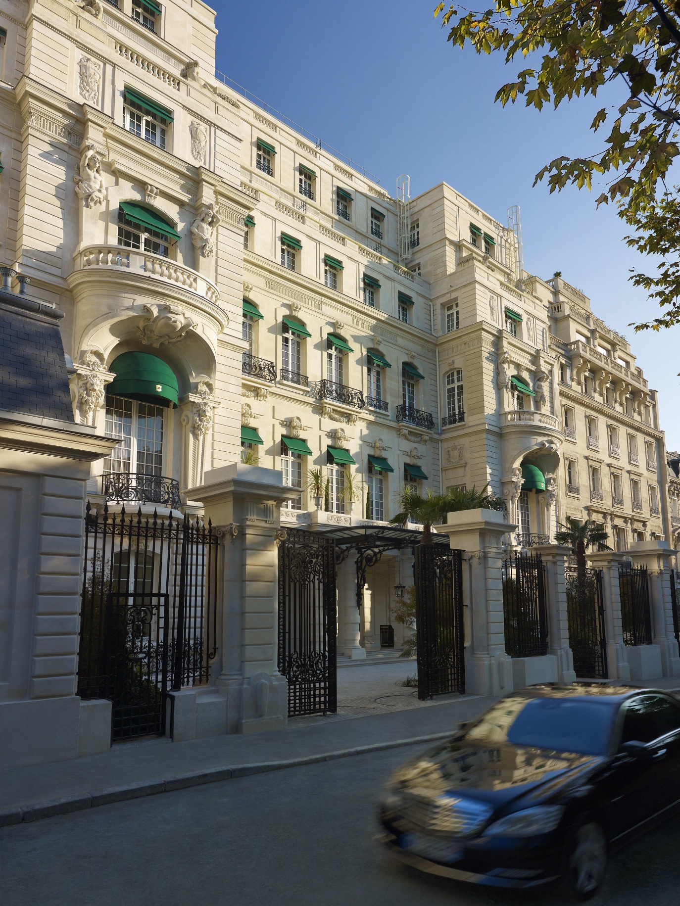 Shangri-La Hotel Paris, photo 6 of 192