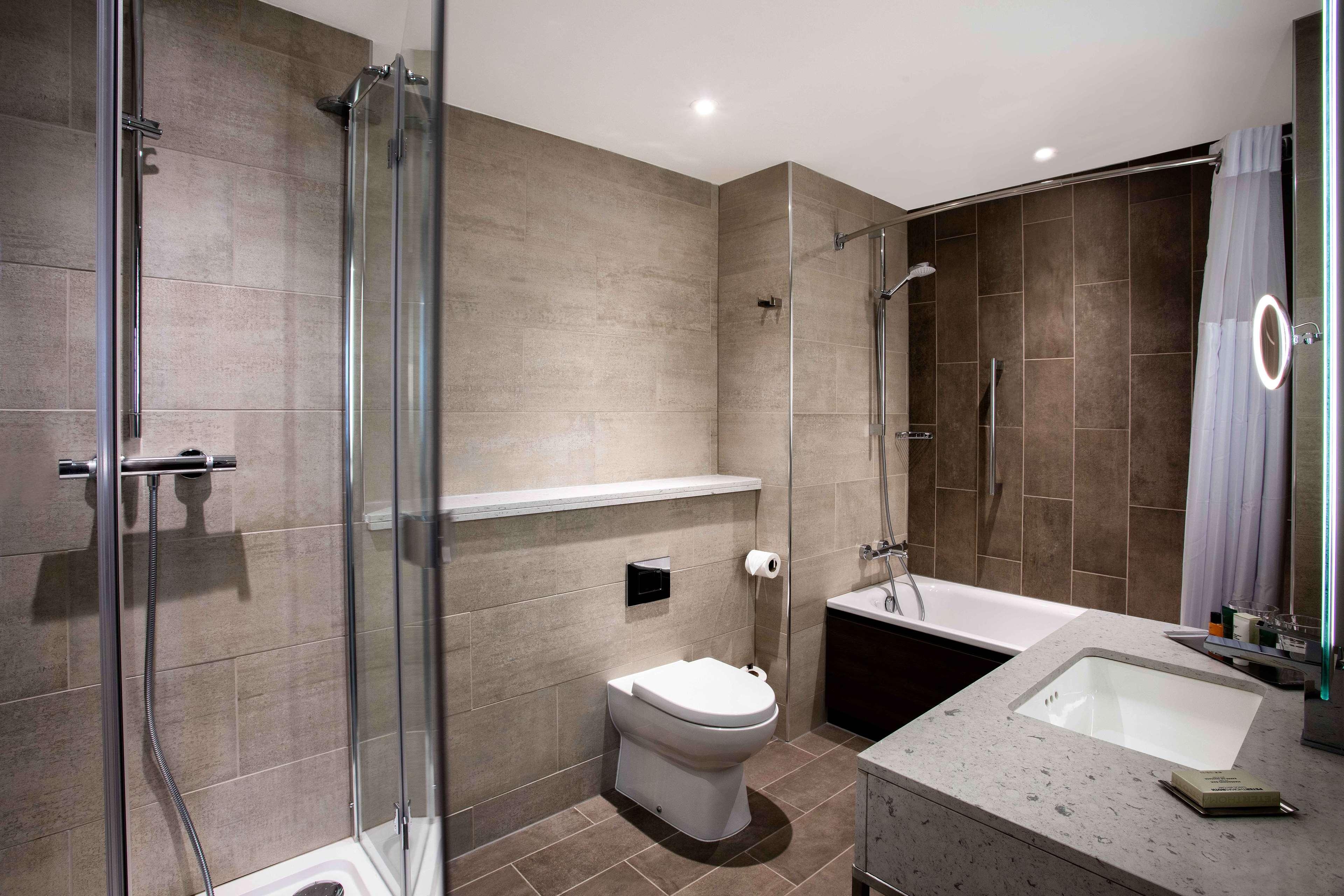 Hilton Edinburgh Carlton, photo 30 of 73