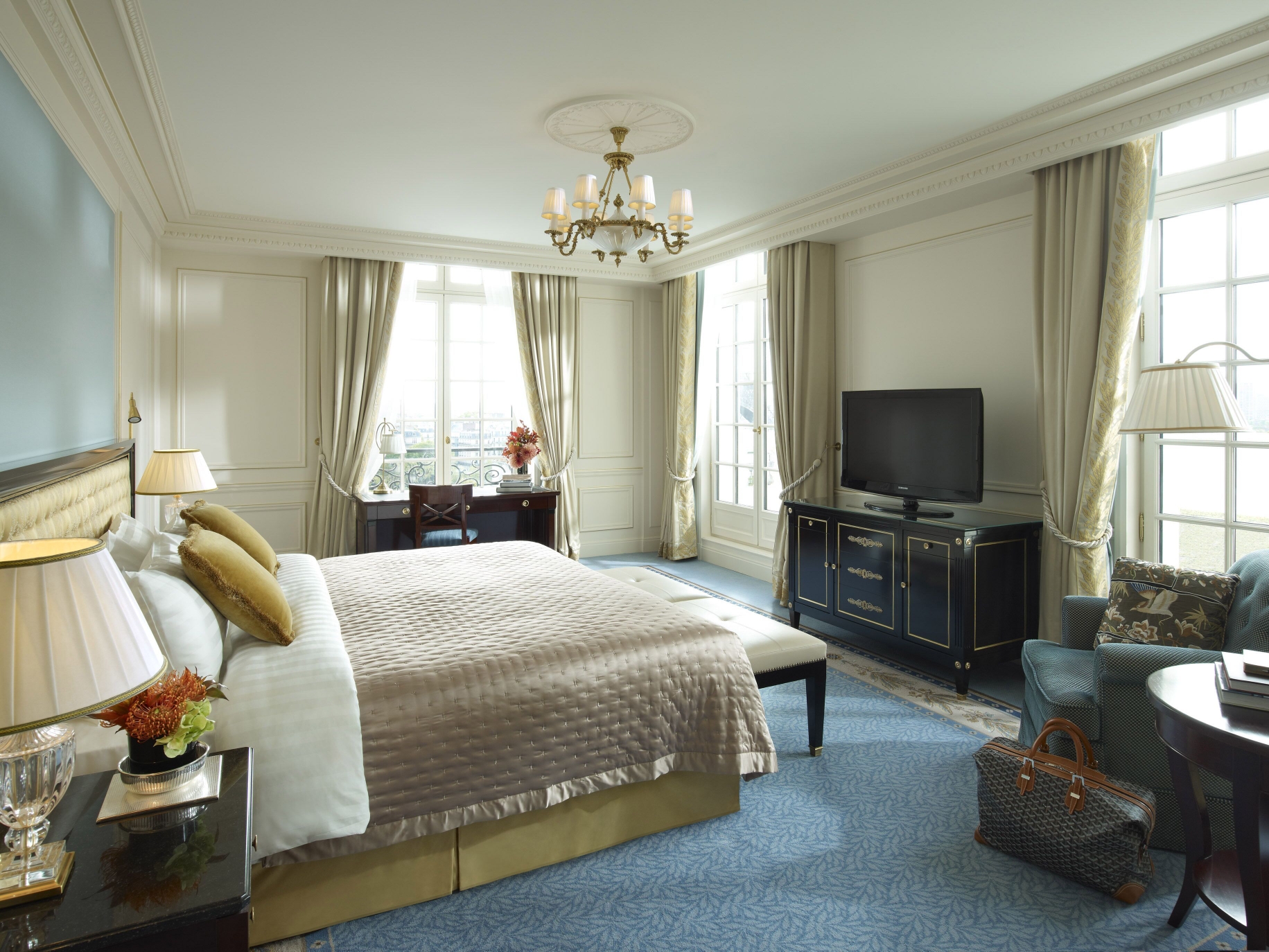 Shangri-La Hotel Paris, photo 74 of 192