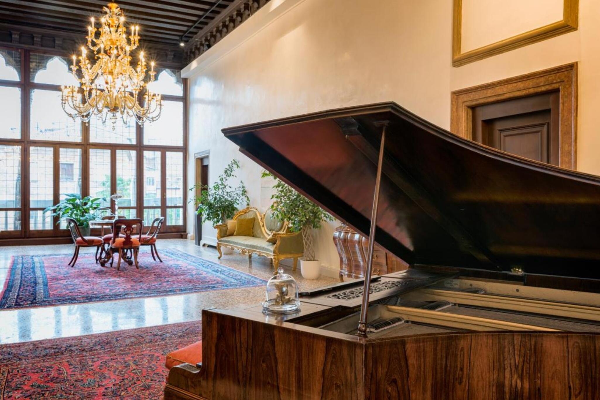 Nani Mocenigo Palace, photo 6 of 29