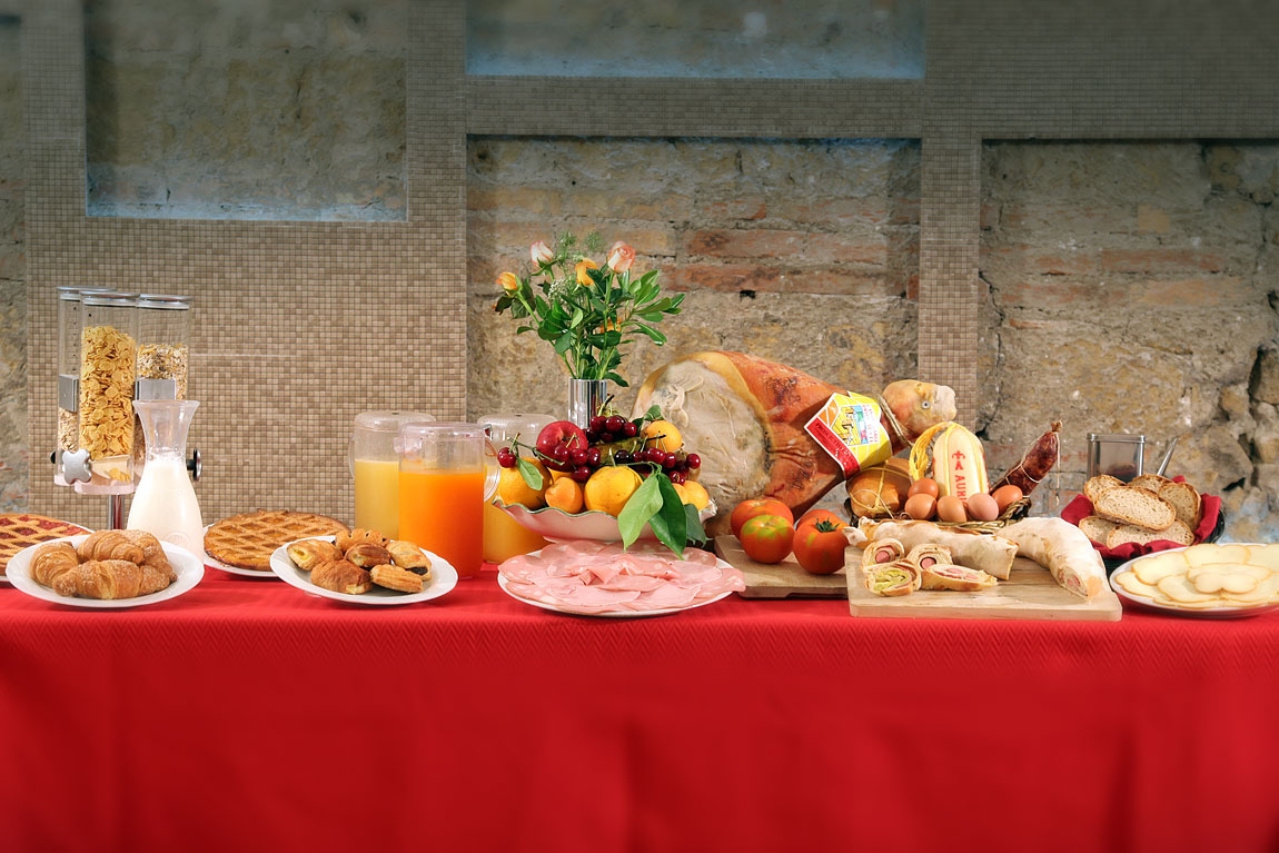 Caravaggio Hotel, photo 18 of 22