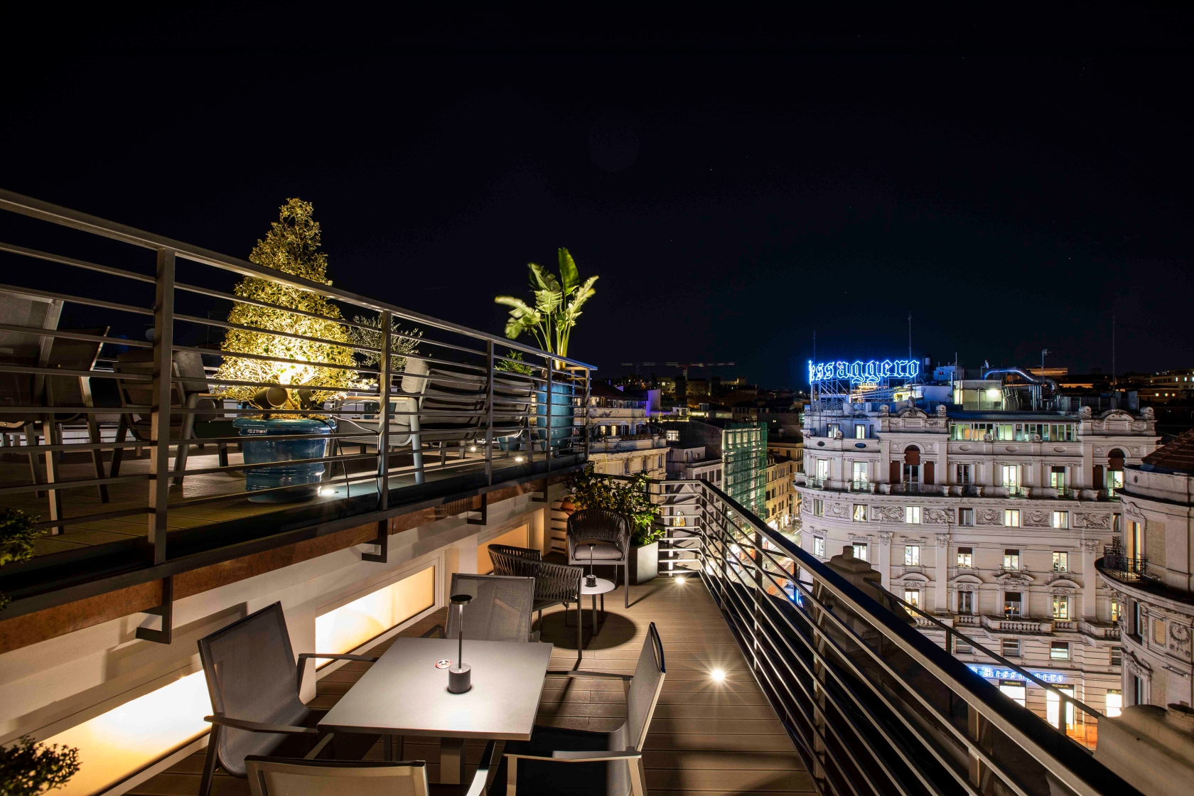 U-Visionary Roma Hotel, photo 1 of 13