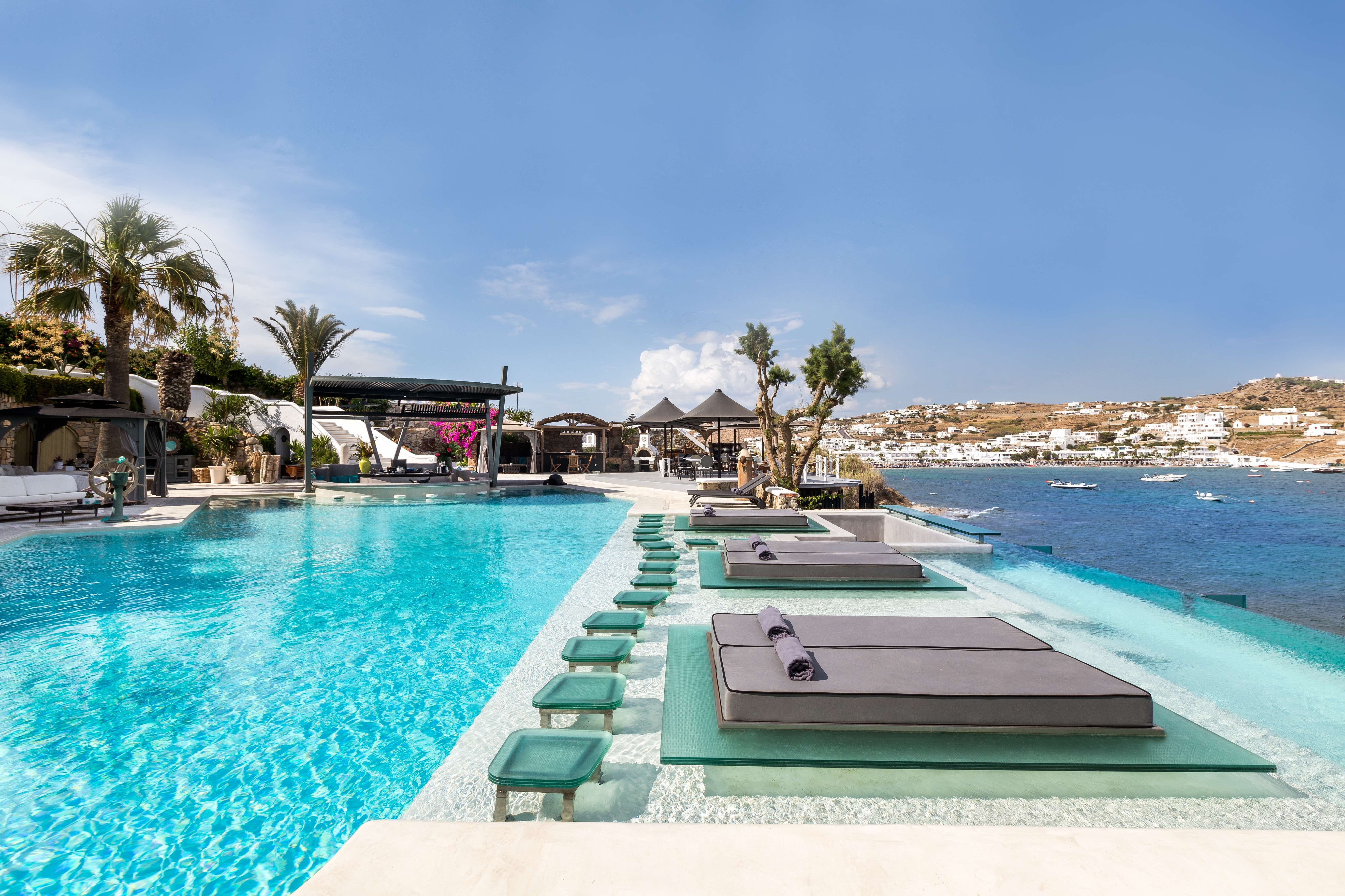Kivotos Mykonos hotel exterior
