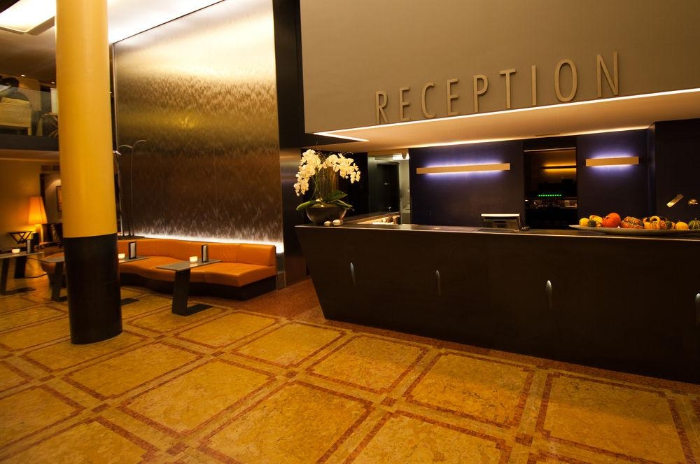 Central Plaza Hotel, photo 5 of 24